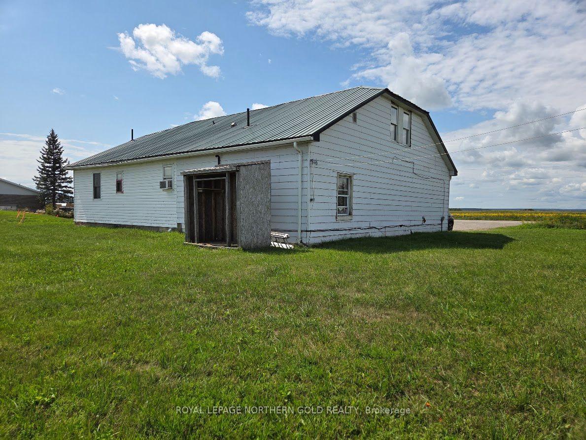 Photo 8 of 113 Tenth Avenue, Armstrong, Earlton — HOMEH