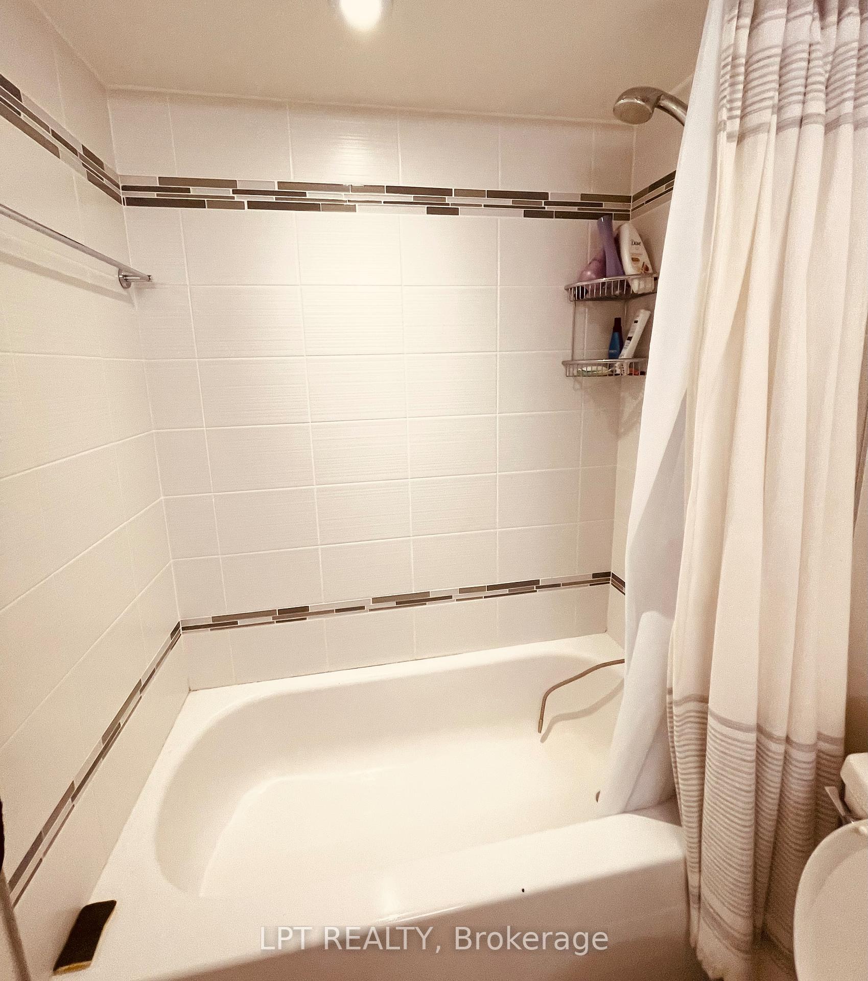 Photo 13 of Unit 402, 22 Shallmar Boulevard, Toronto, Forest Hill North — HOMEH