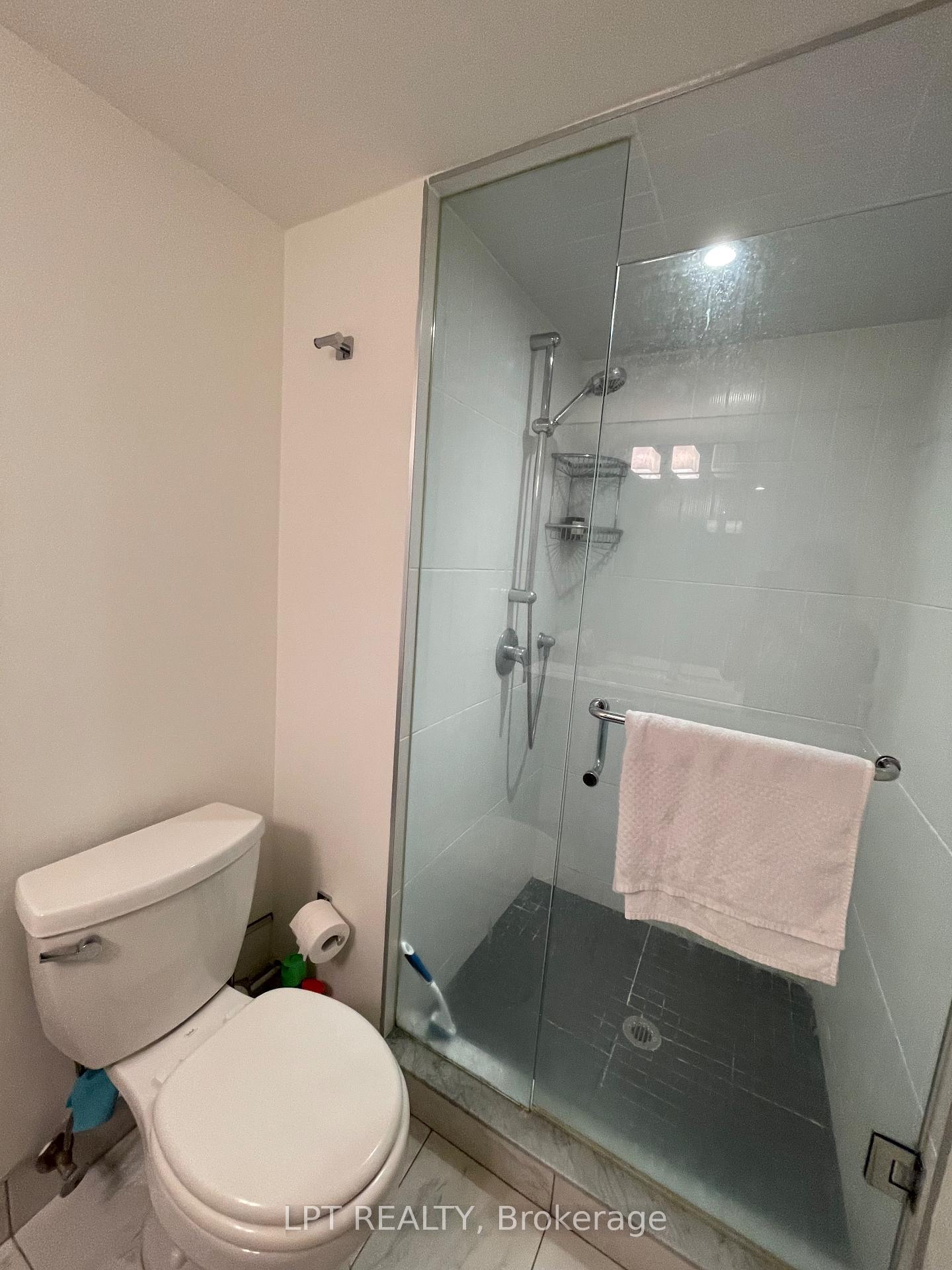 Photo 18 of Unit 402, 22 Shallmar Boulevard, Toronto, Forest Hill North — HOMEH