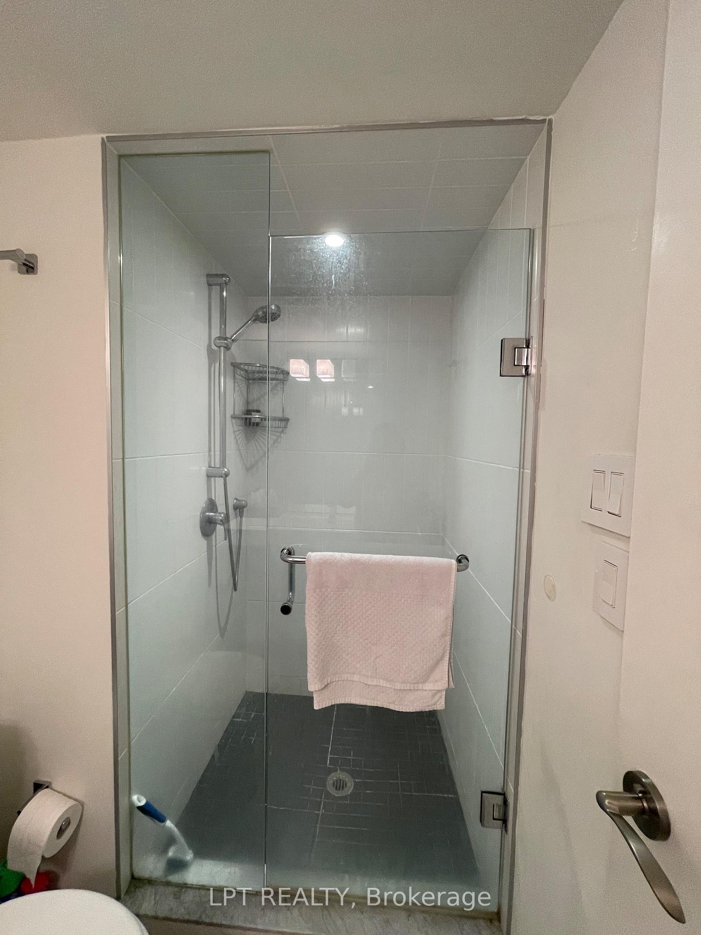 Photo 19 of Unit 402, 22 Shallmar Boulevard, Toronto, Forest Hill North — HOMEH