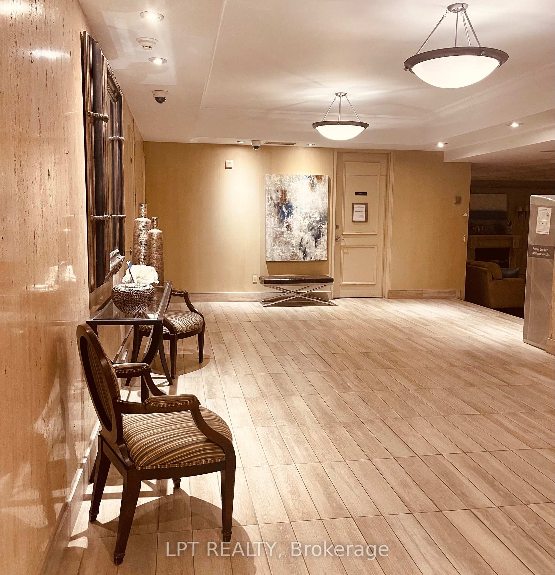 Photo 23 of Unit 402, 22 Shallmar Boulevard, Toronto, Forest Hill North — HOMEH
