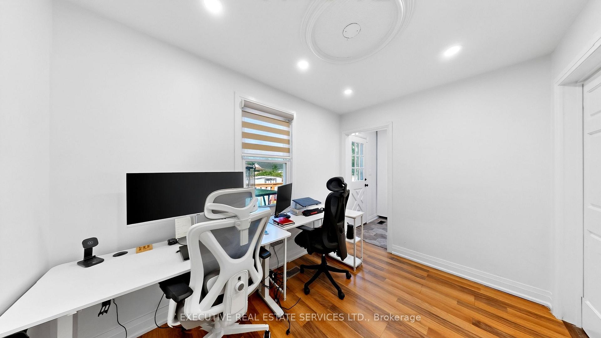 Photo 9 of 38 Parker Street, St. Catharines, Western Hill — HOMEH