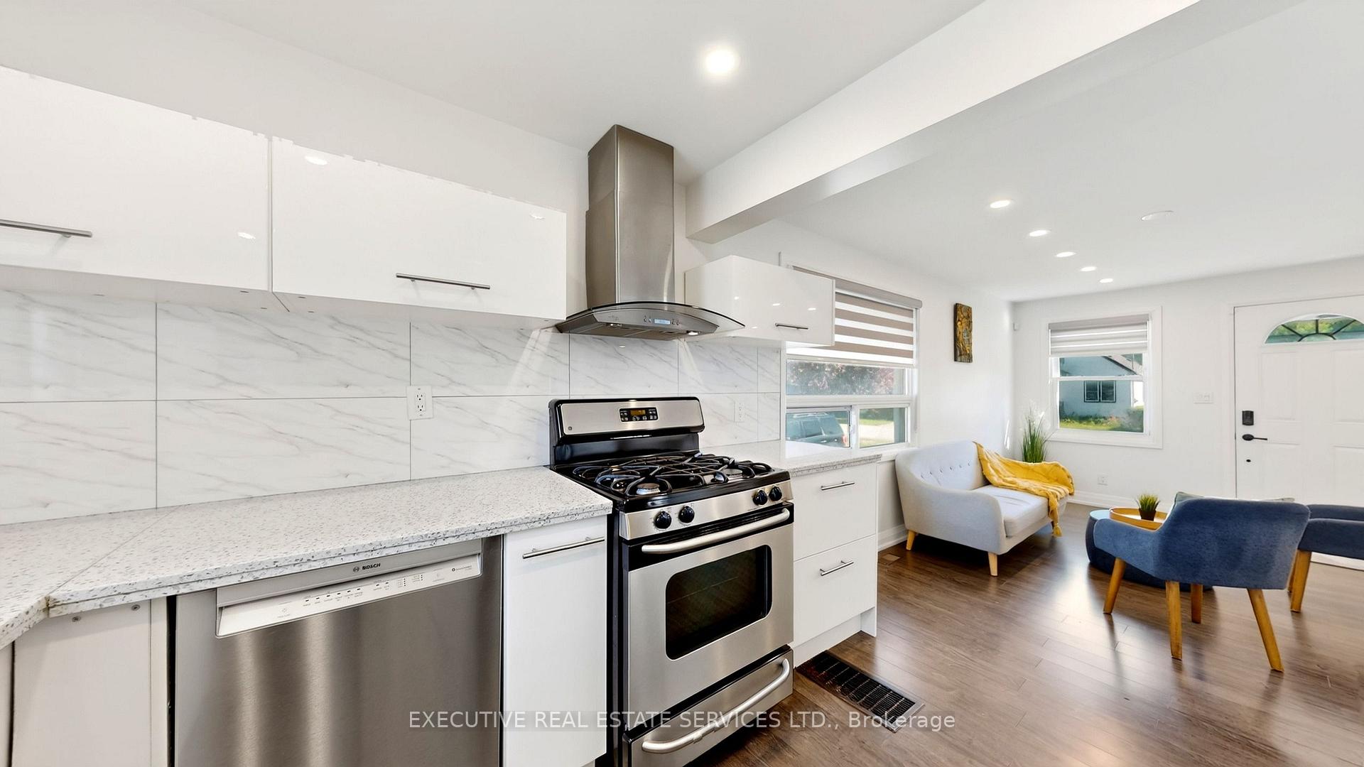 Photo 13 of 38 Parker Street, St. Catharines, Western Hill — HOMEH