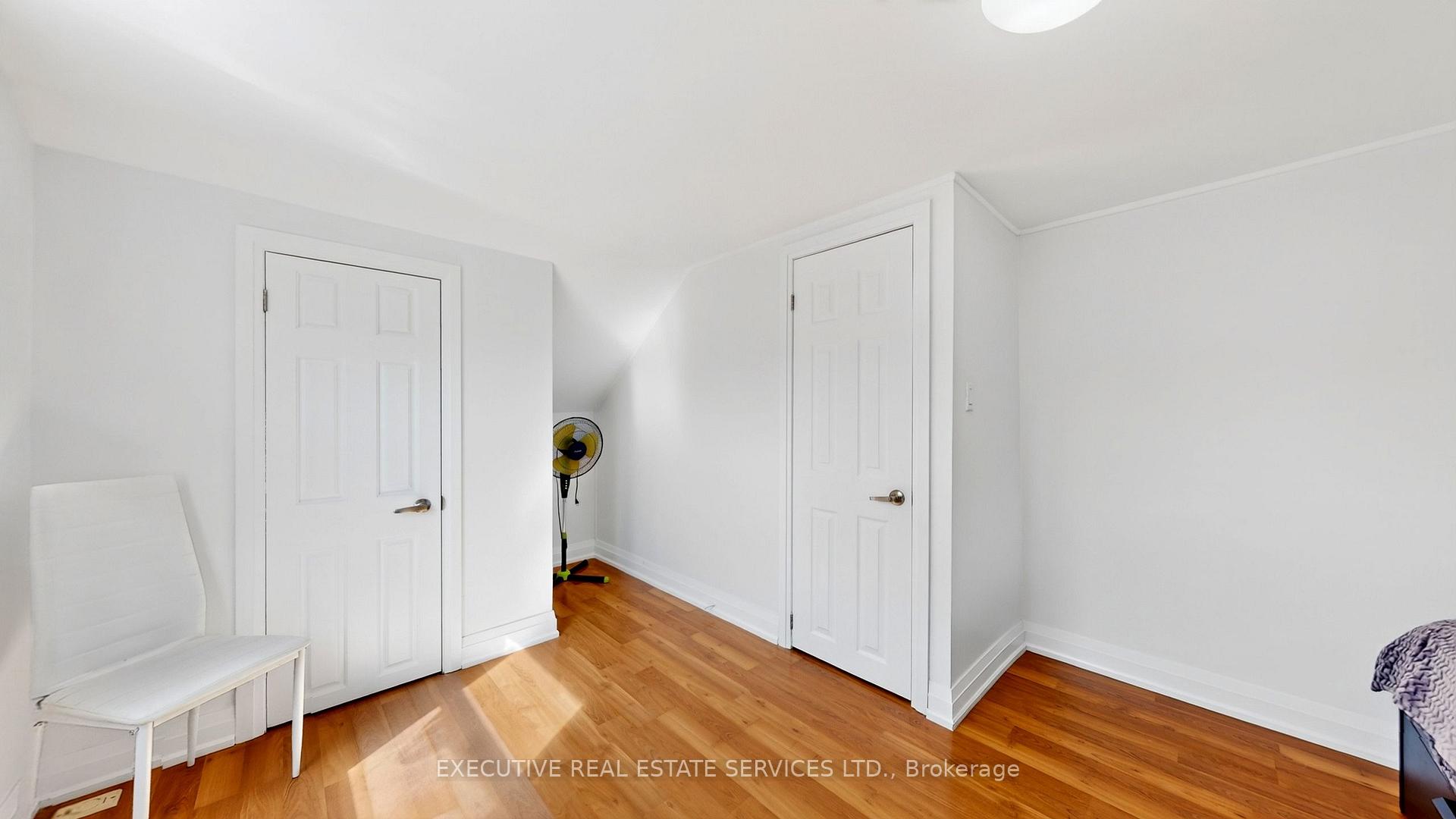 Photo 26 of 38 Parker Street, St. Catharines, Western Hill — HOMEH