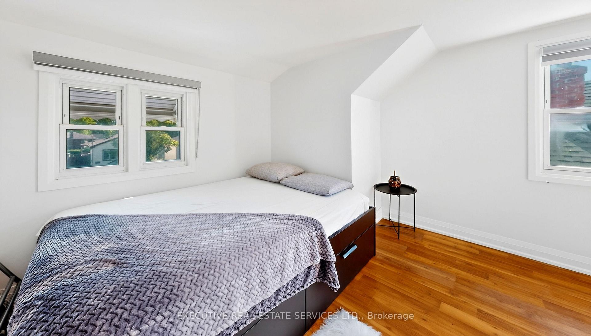 Photo 24 of 38 Parker Street, St. Catharines, Western Hill — HOMEH