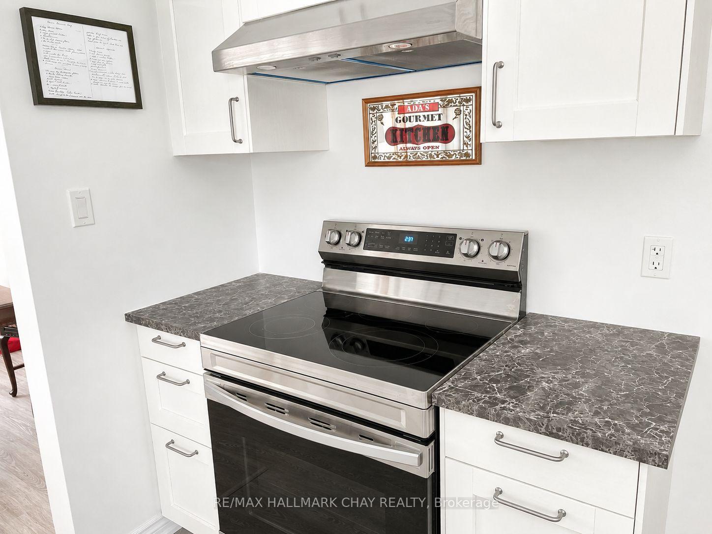 Photo 6 of 193 St Vincent Street, Barrie, Wellington — HOMEH