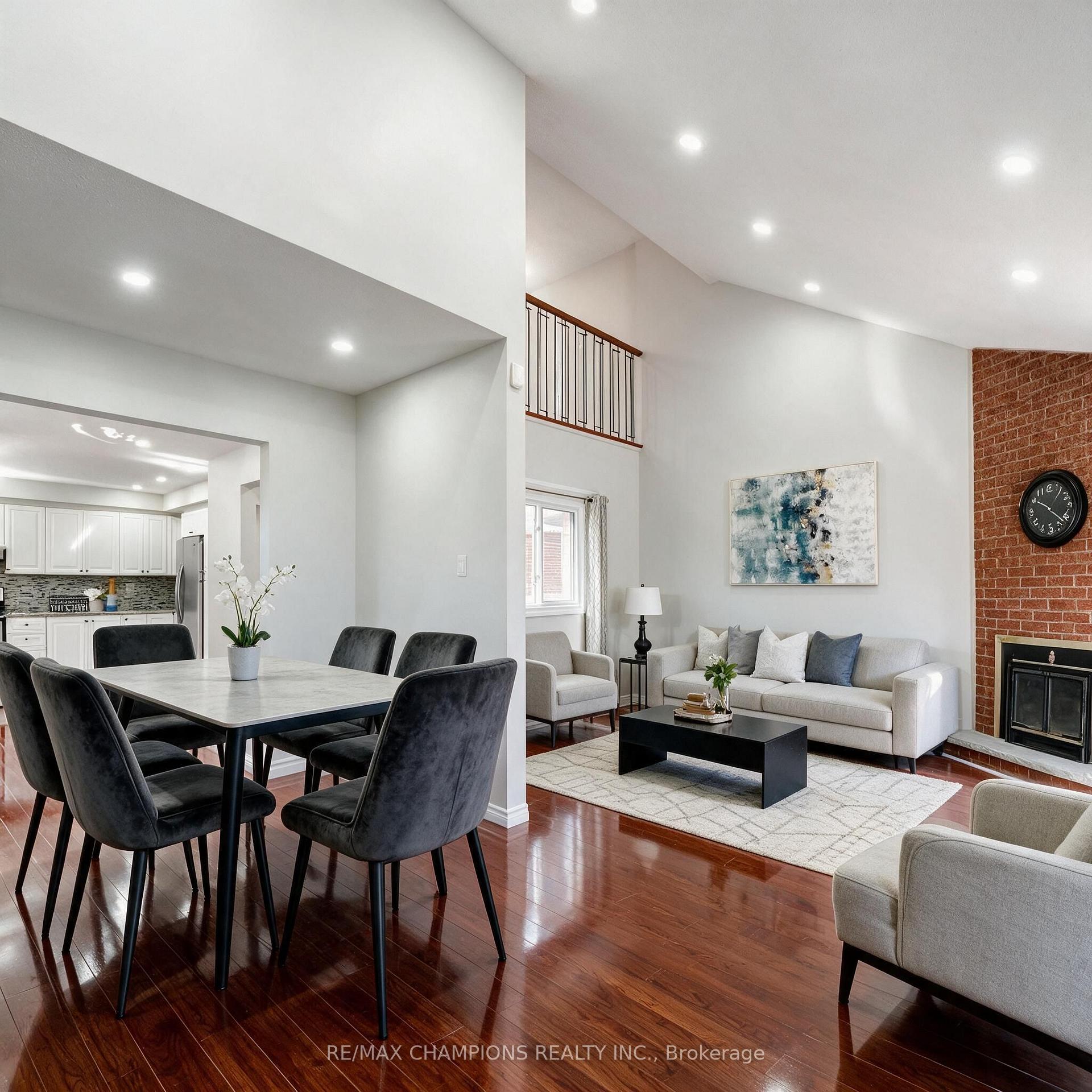 Photo 12 of 60 Banting Crescent, Brampton, Fletcher's West — HOMEH
