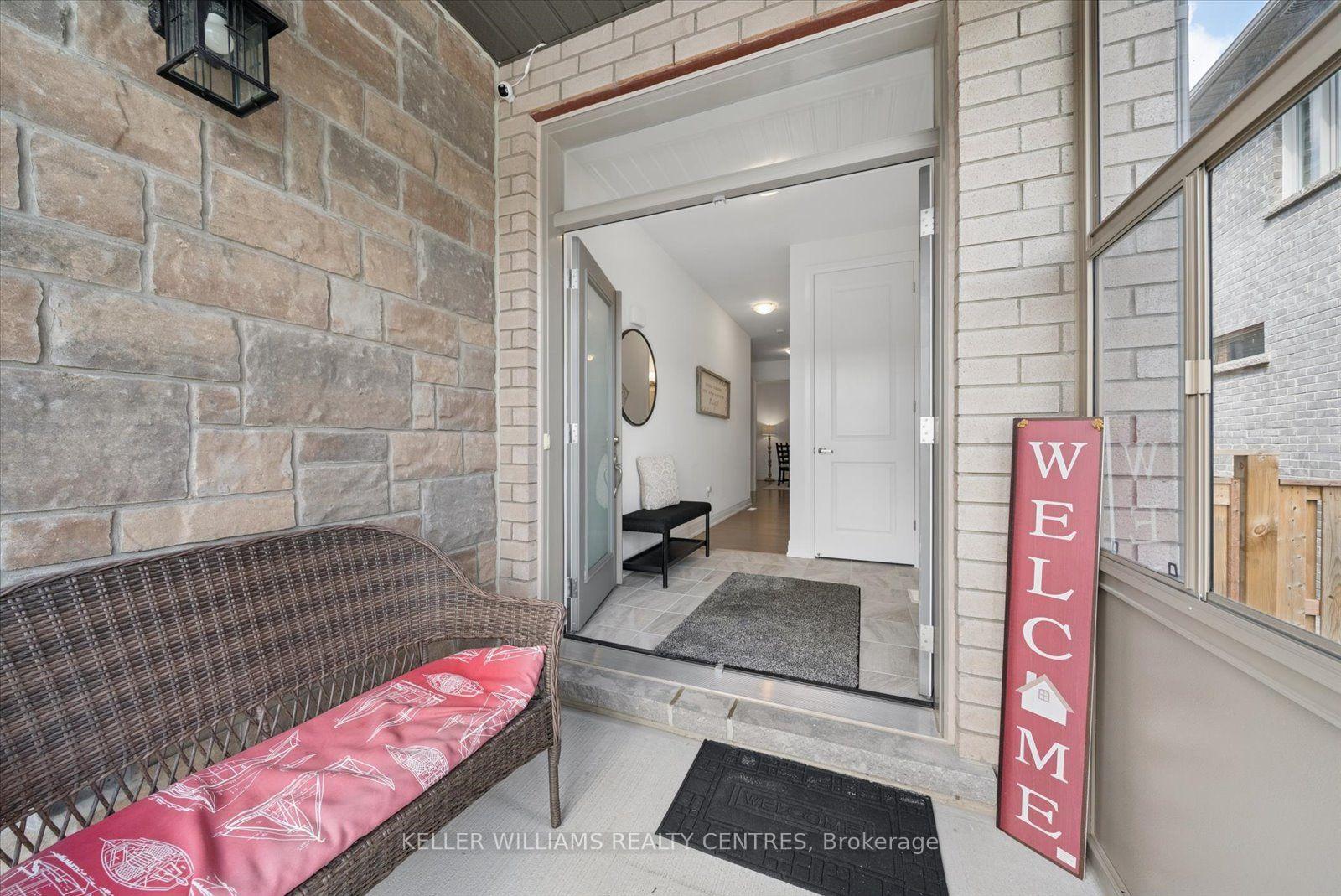 Photo 4 of 41 Mabern Street, Barrie, Rural Barrie Southwest — HOMEH
