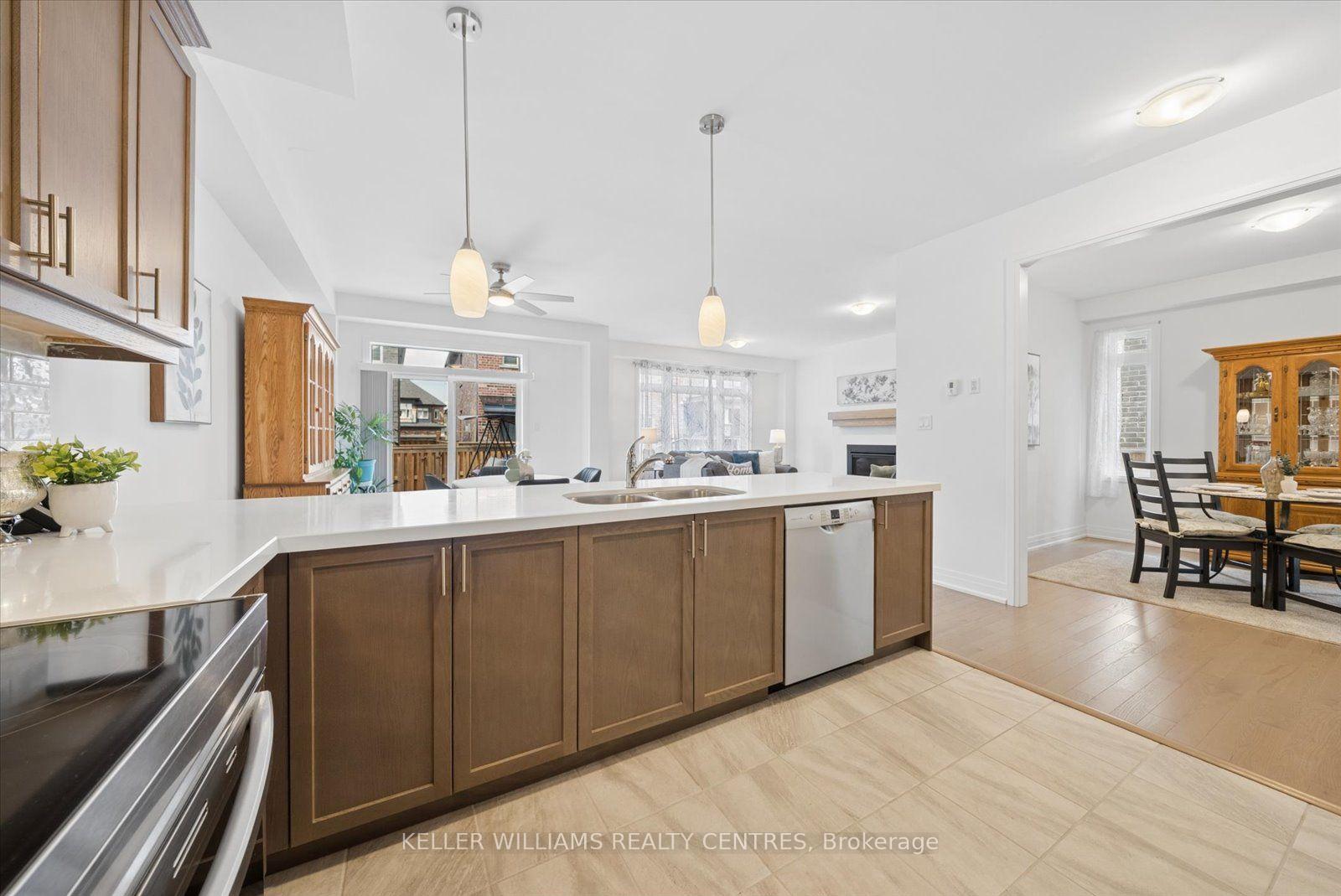 Photo 9 of 41 Mabern Street, Barrie, Rural Barrie Southwest — HOMEH