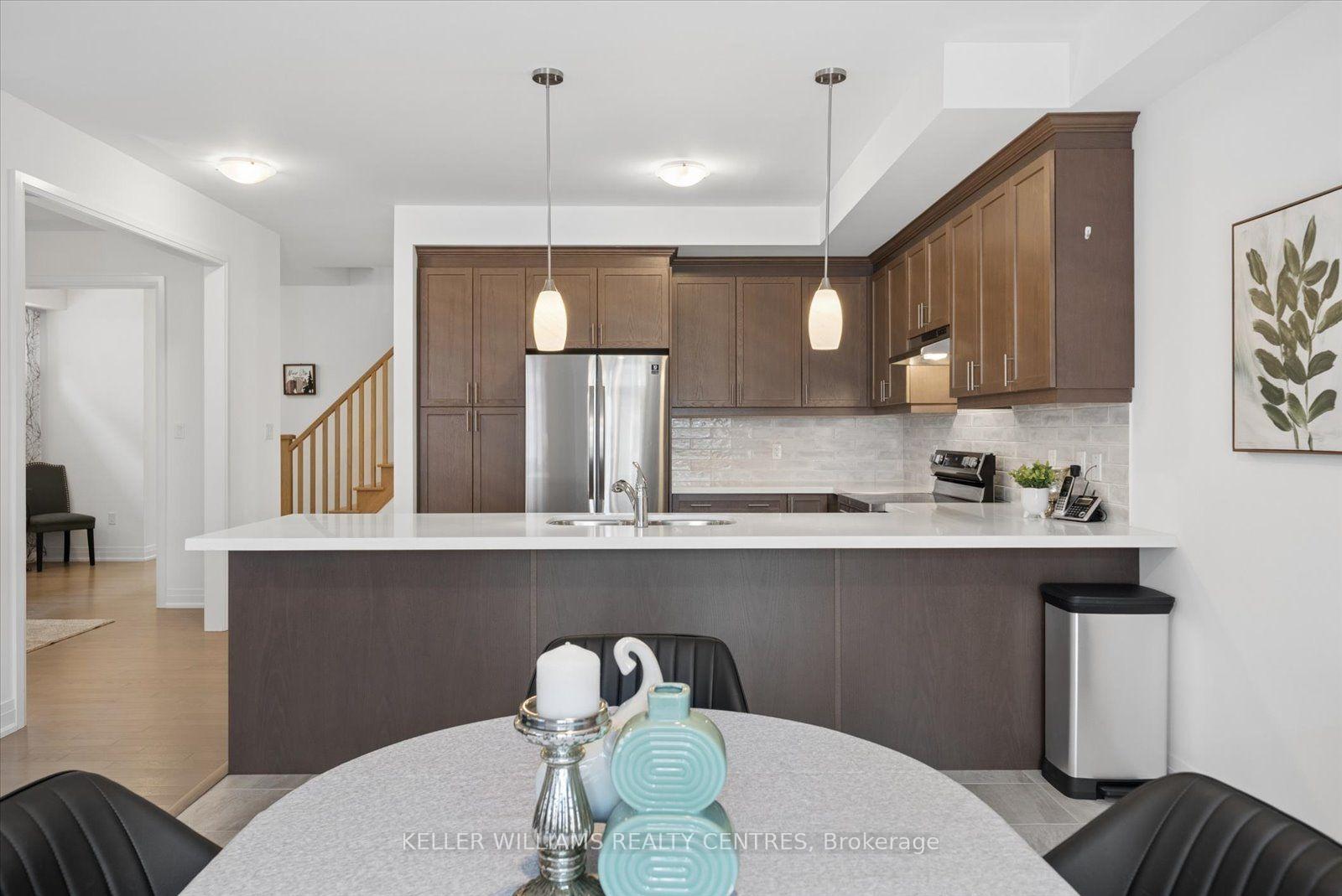 Photo 11 of 41 Mabern Street, Barrie, Rural Barrie Southwest — HOMEH