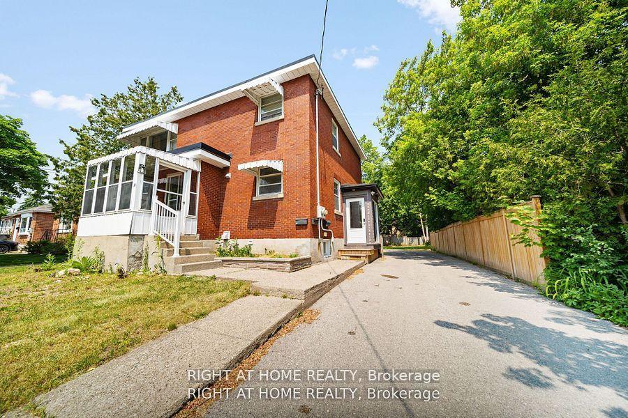 Photo 1 of Unit Bsmt, 21 Thomson Street, Barrie, Queen's Park — HOMEH