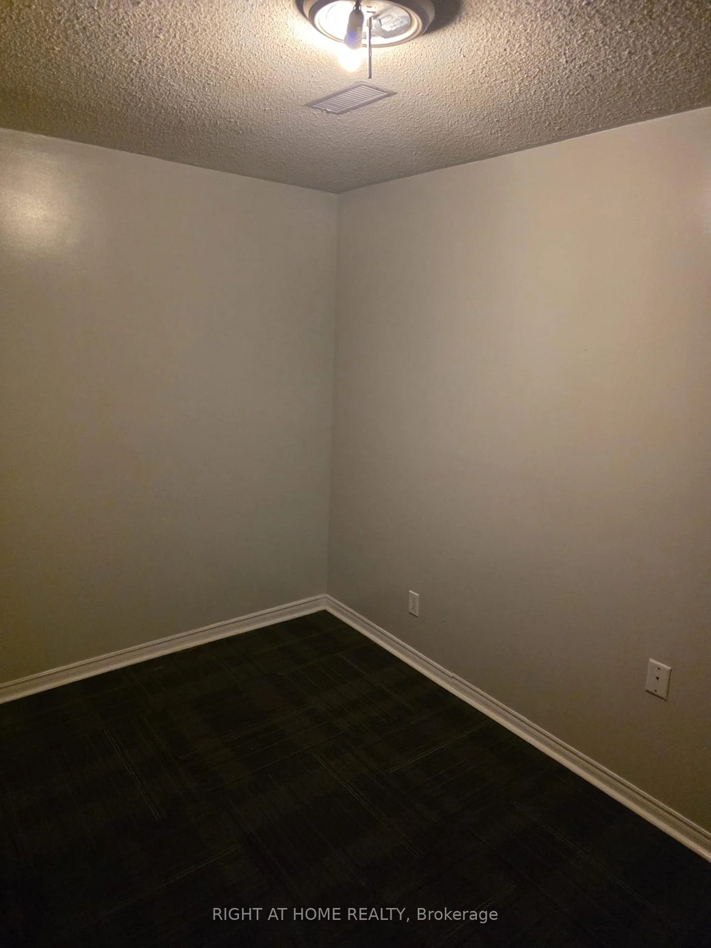 Photo 15 of Unit Bsmt, 14 Alhart Drive, Etobicoke, Thistletown-Beaumonde Heights — HOMEH