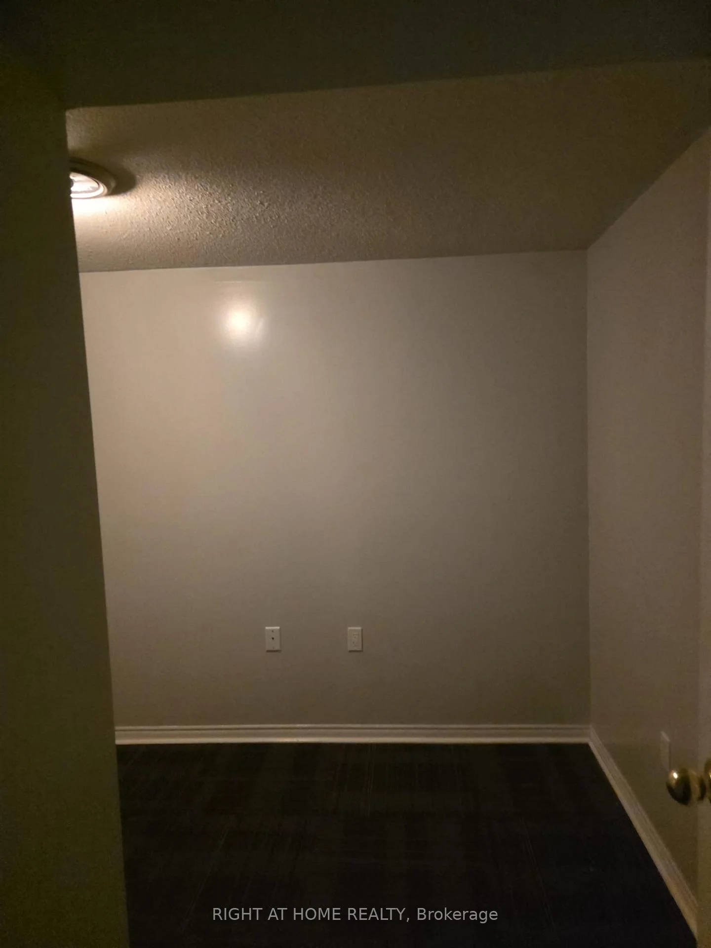 Photo 17 of Unit Bsmt, 14 Alhart Drive, Etobicoke, Thistletown-Beaumonde Heights — HOMEH