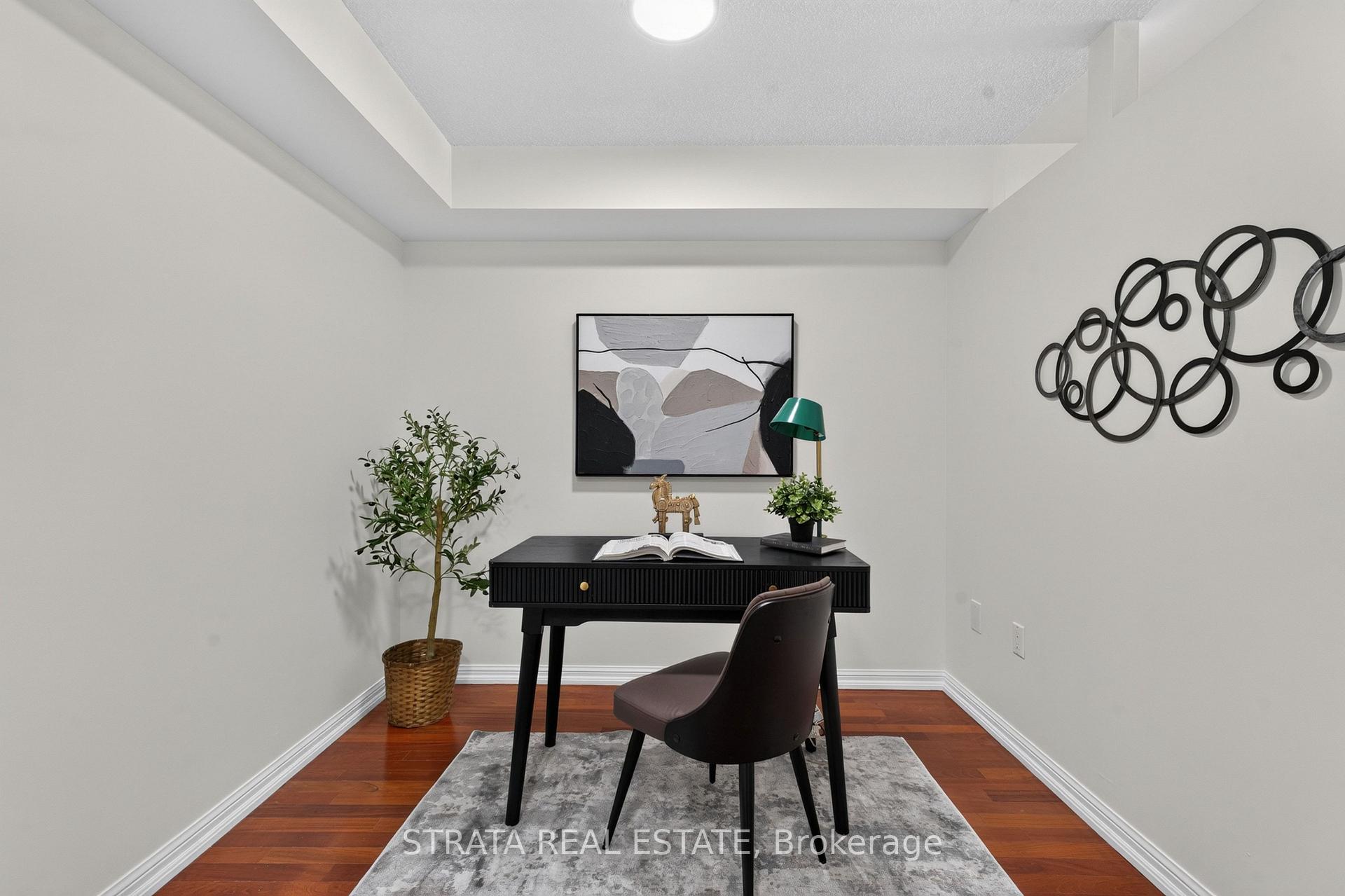 Photo 6 of Unit 814, 109 Front Street E, Toronto, Waterfront Communities — HOMEH