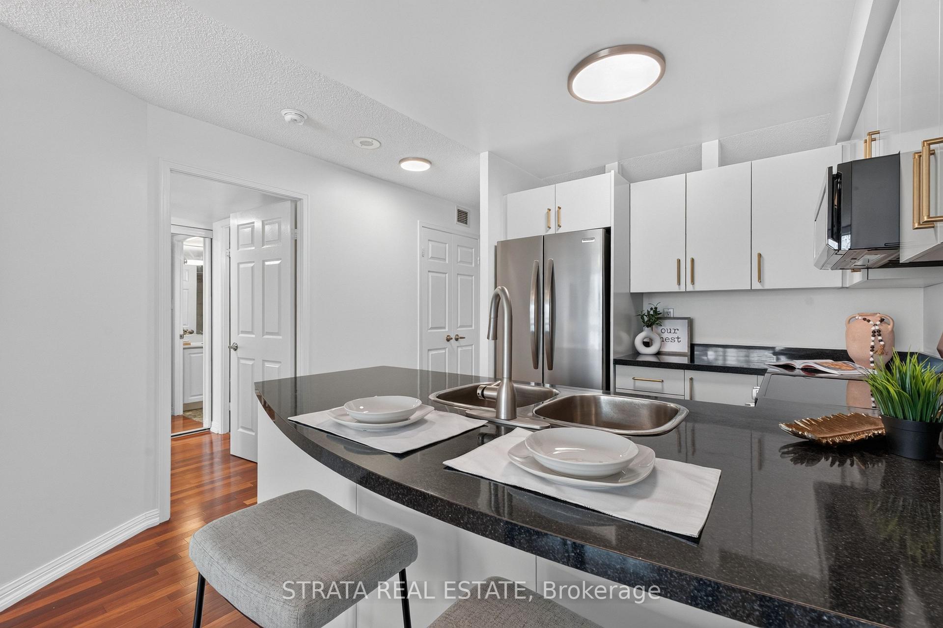 Photo 12 of Unit 814, 109 Front Street E, Toronto, Waterfront Communities — HOMEH