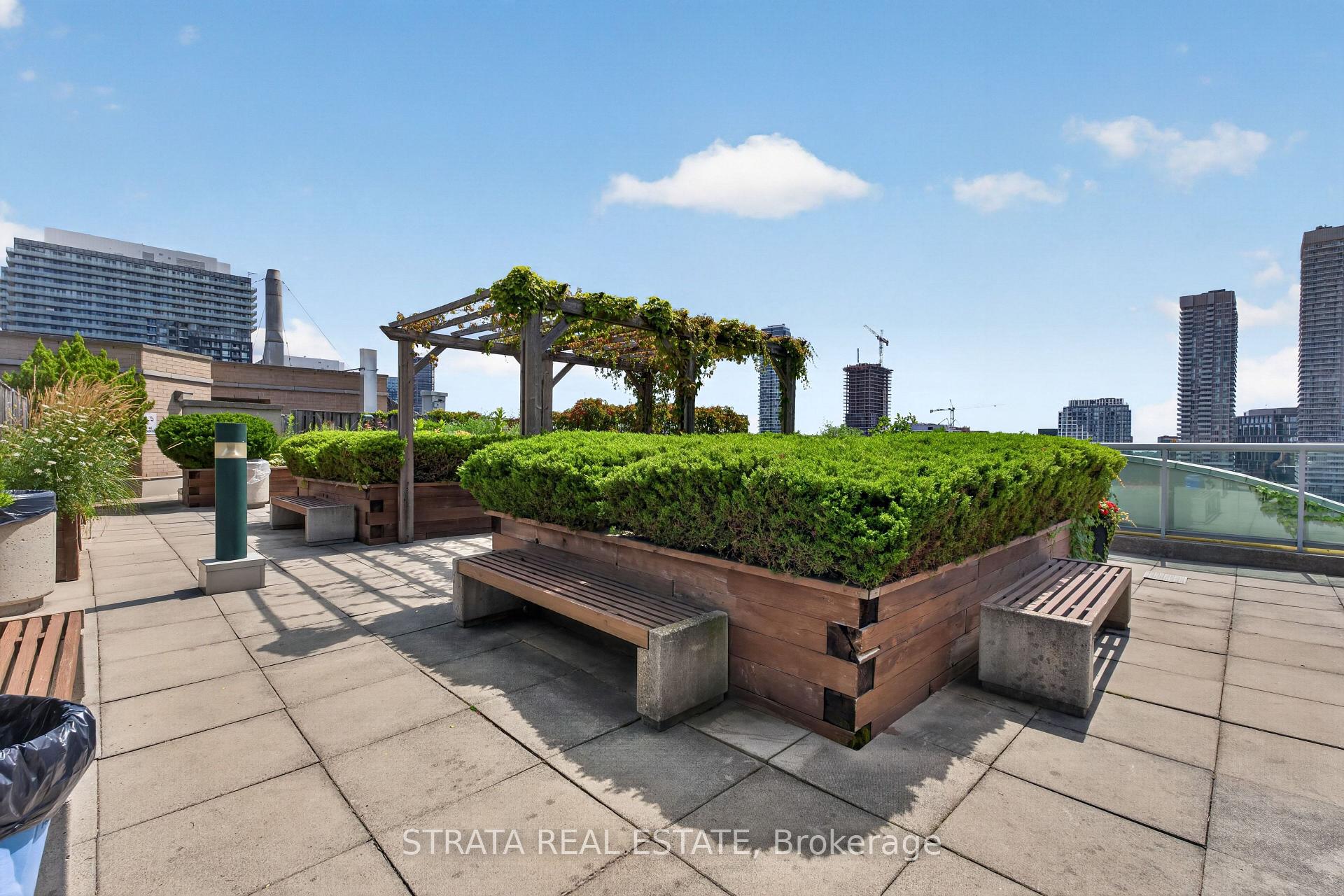 Photo 36 of Unit 814, 109 Front Street E, Toronto, Waterfront Communities — HOMEH