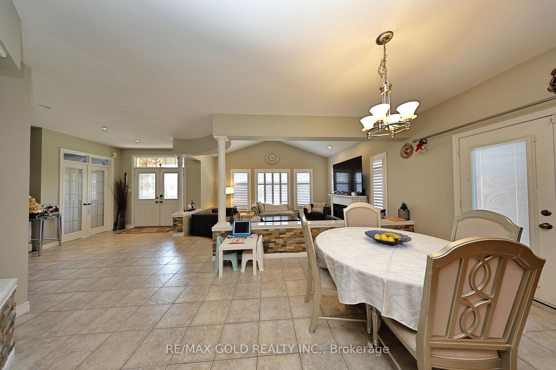 Photo 34 of 117 Delarmbro Drive, Erin — HOMEH