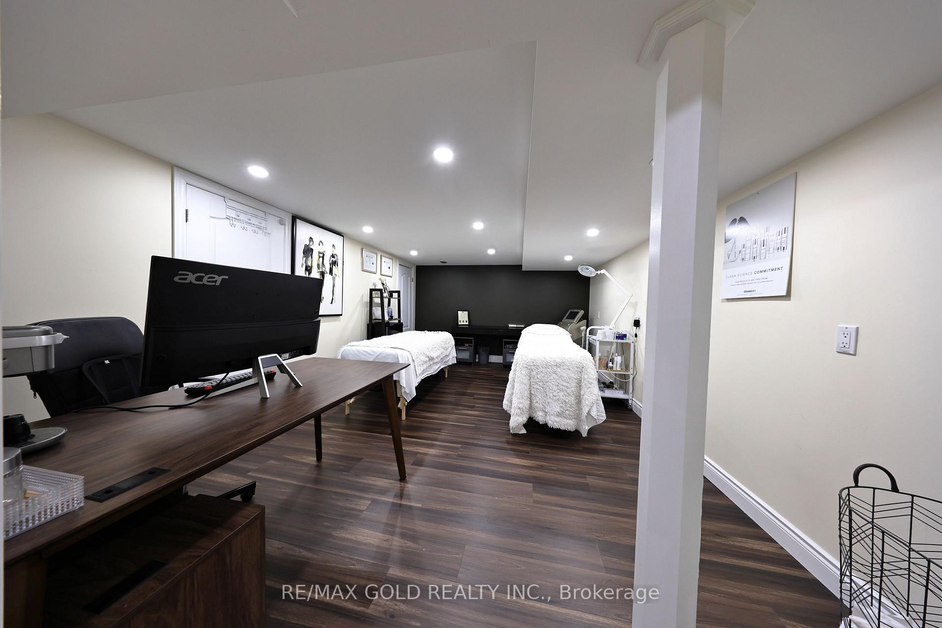 Photo 59 of 117 Delarmbro Drive, Erin — HOMEH