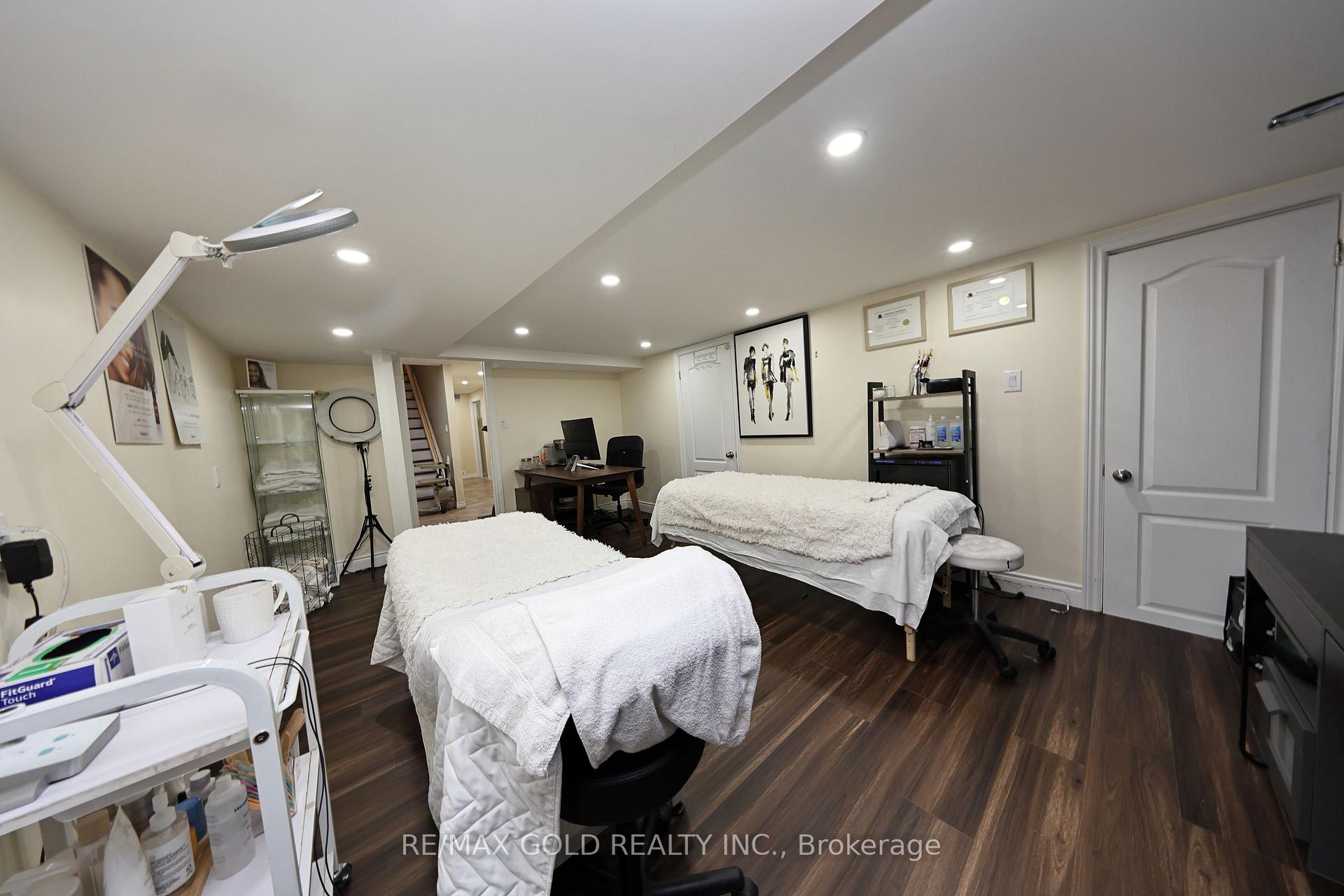 Photo 62 of 117 Delarmbro Drive, Erin — HOMEH
