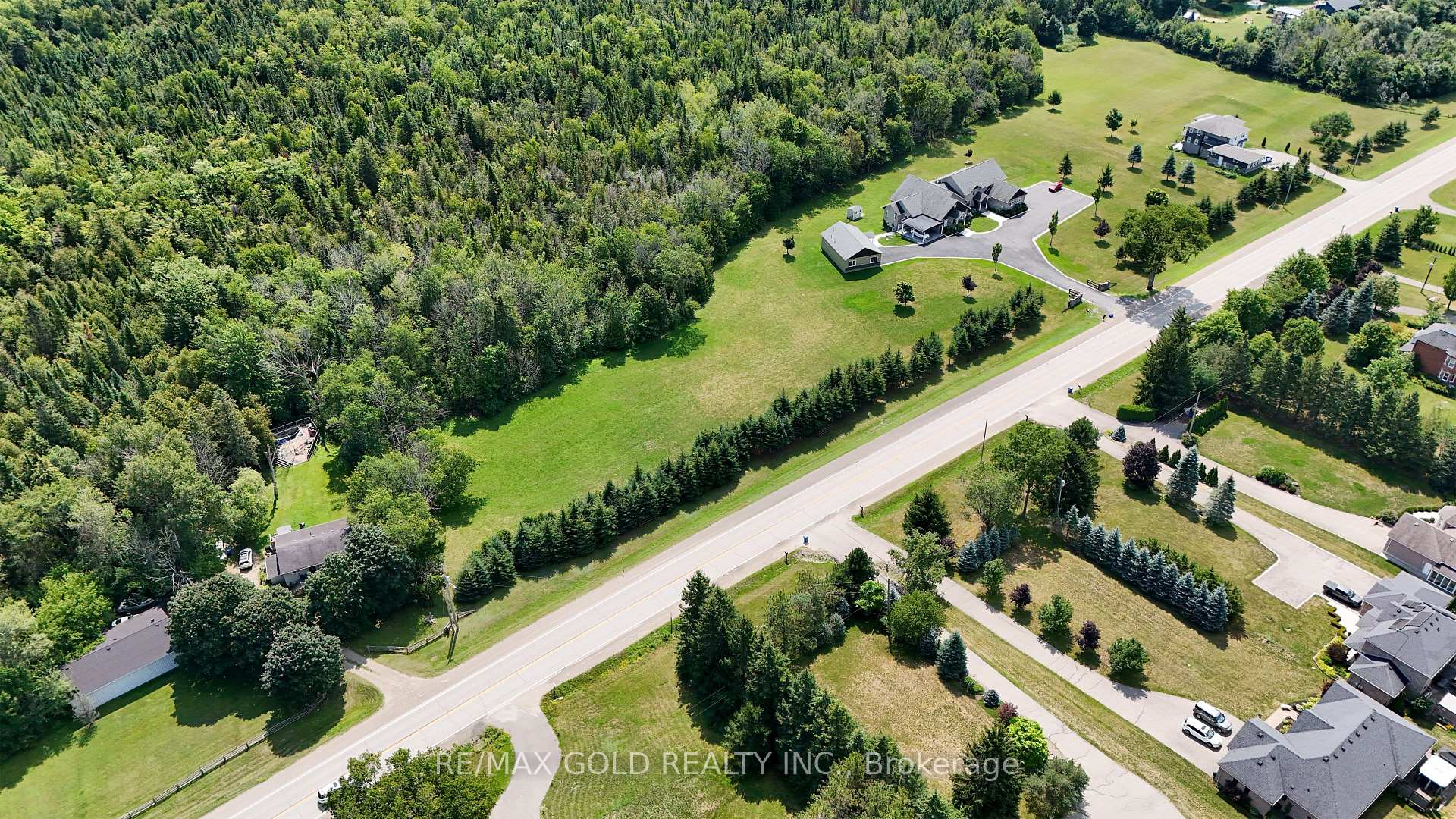 Photo 71 of 117 Delarmbro Drive, Erin — HOMEH