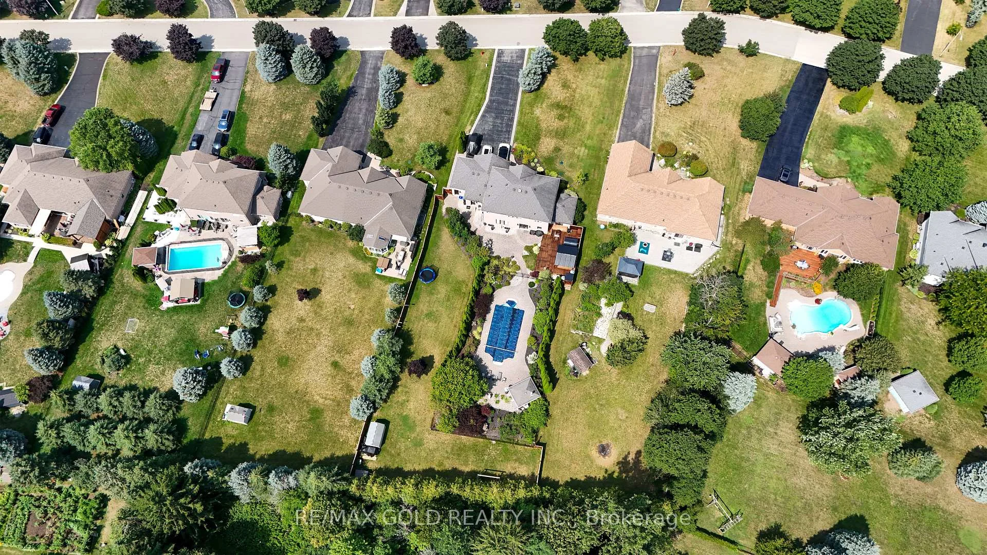 Photo 7 of 117 Delarmbro Drive, Erin — HOMEH