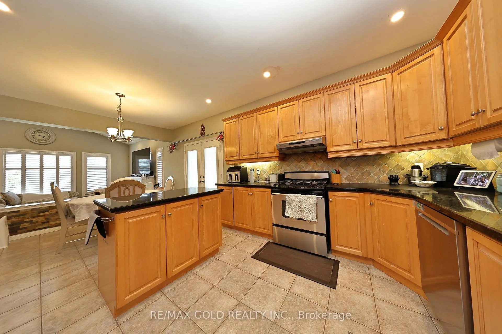Photo 16 of 117 Delarmbro Drive, Erin — HOMEH