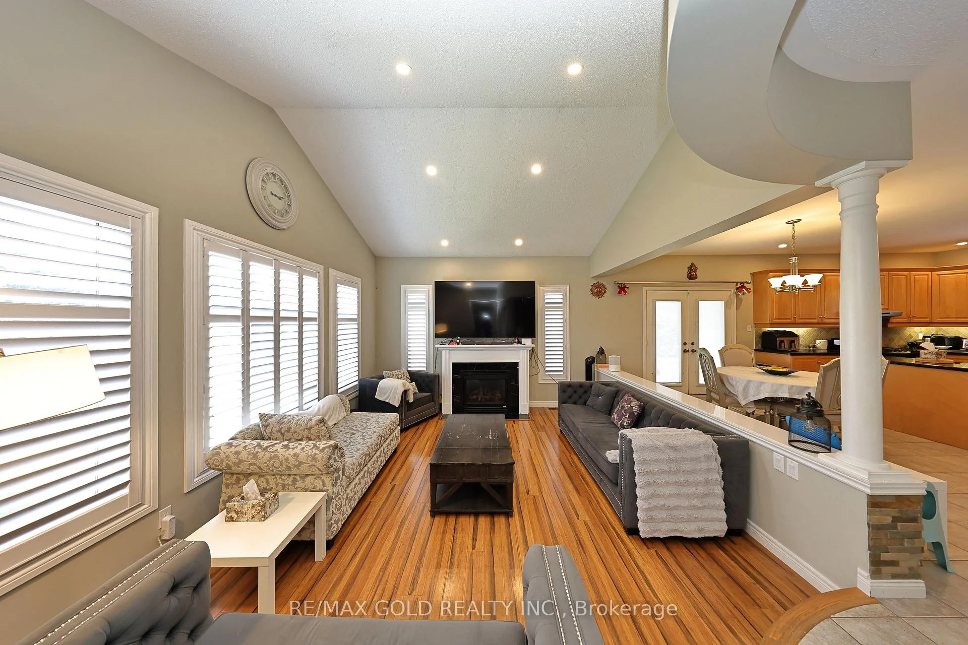 Photo 29 of 117 Delarmbro Drive, Erin — HOMEH
