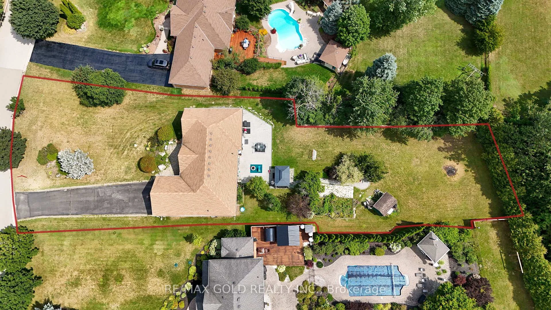 Photo 43 of 117 Delarmbro Drive, Erin — HOMEH