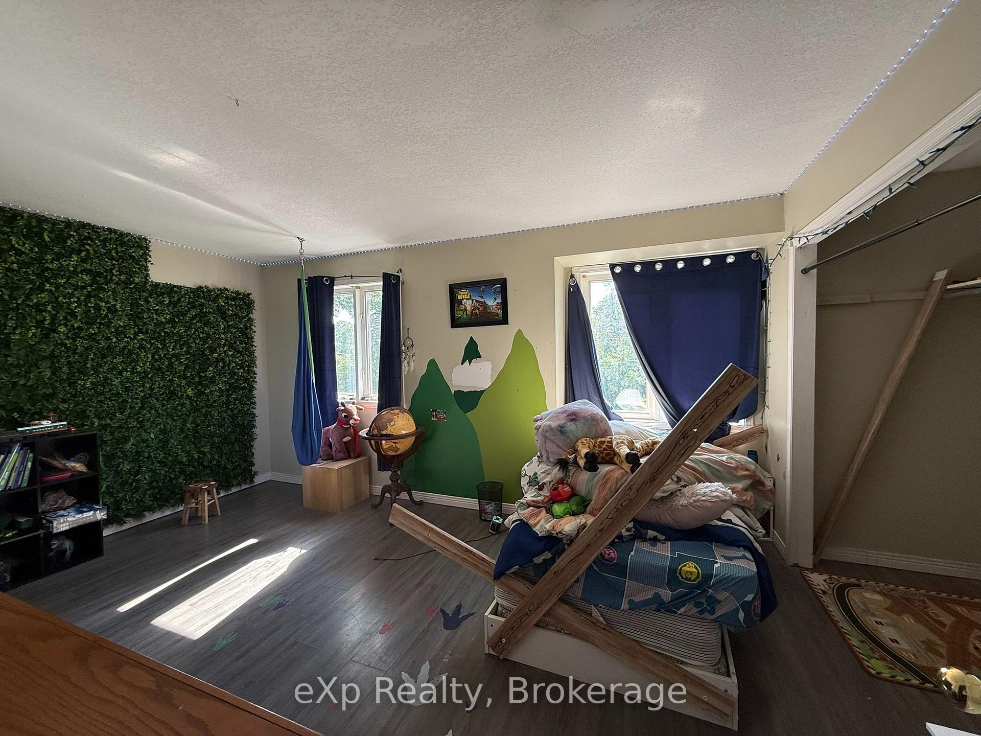 Photo 17 of 560 John Street S, Gravenhurst, Muskoka (S) — HOMEH