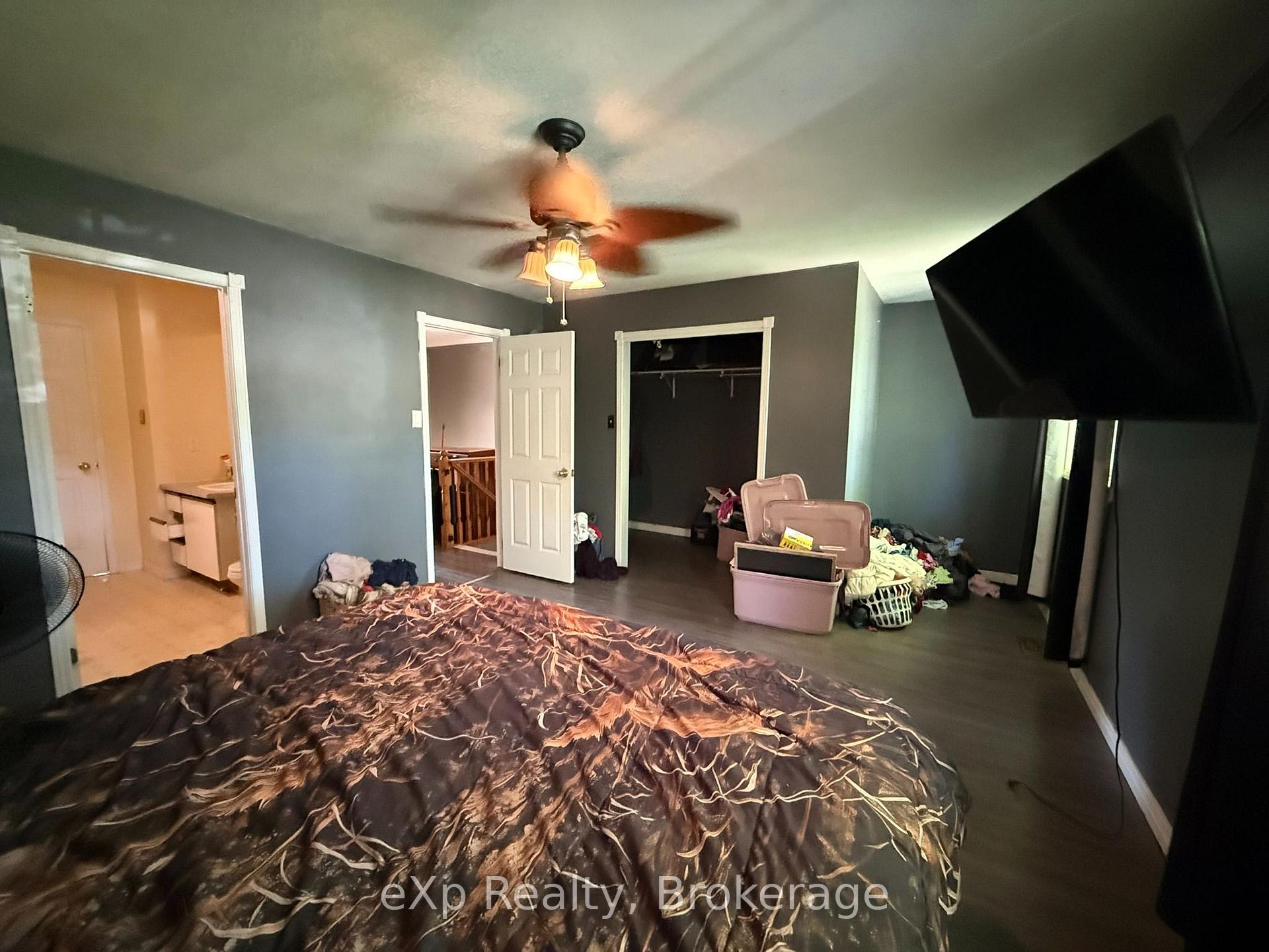 Photo 21 of 560 John Street S, Gravenhurst, Muskoka (S) — HOMEH