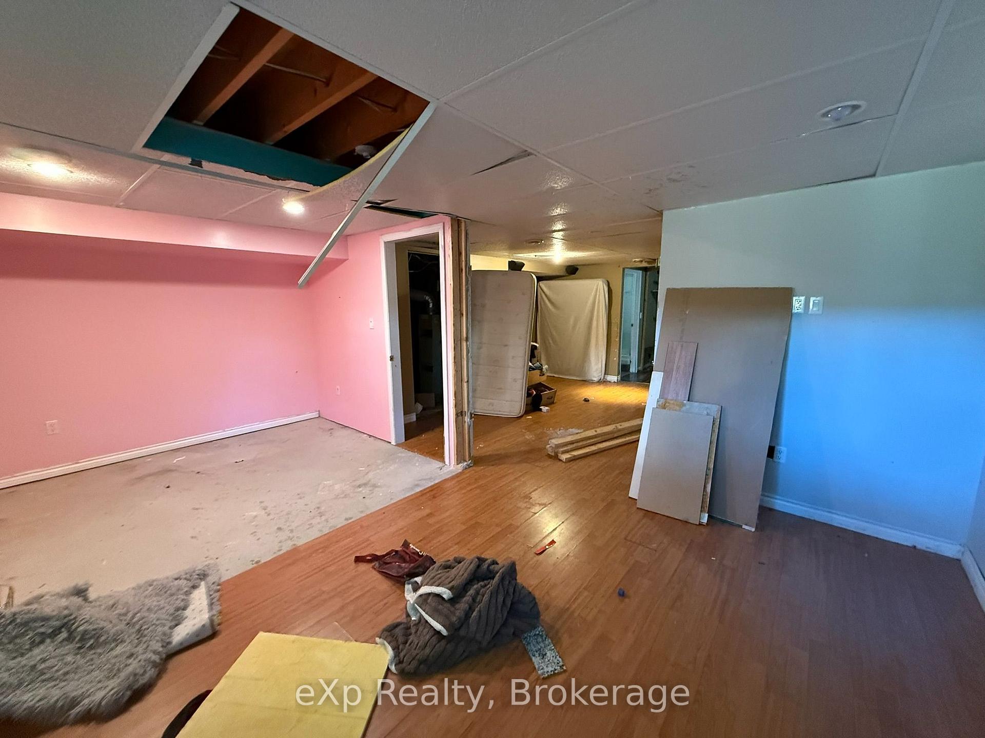 Photo 31 of 560 John Street S, Gravenhurst, Muskoka (S) — HOMEH