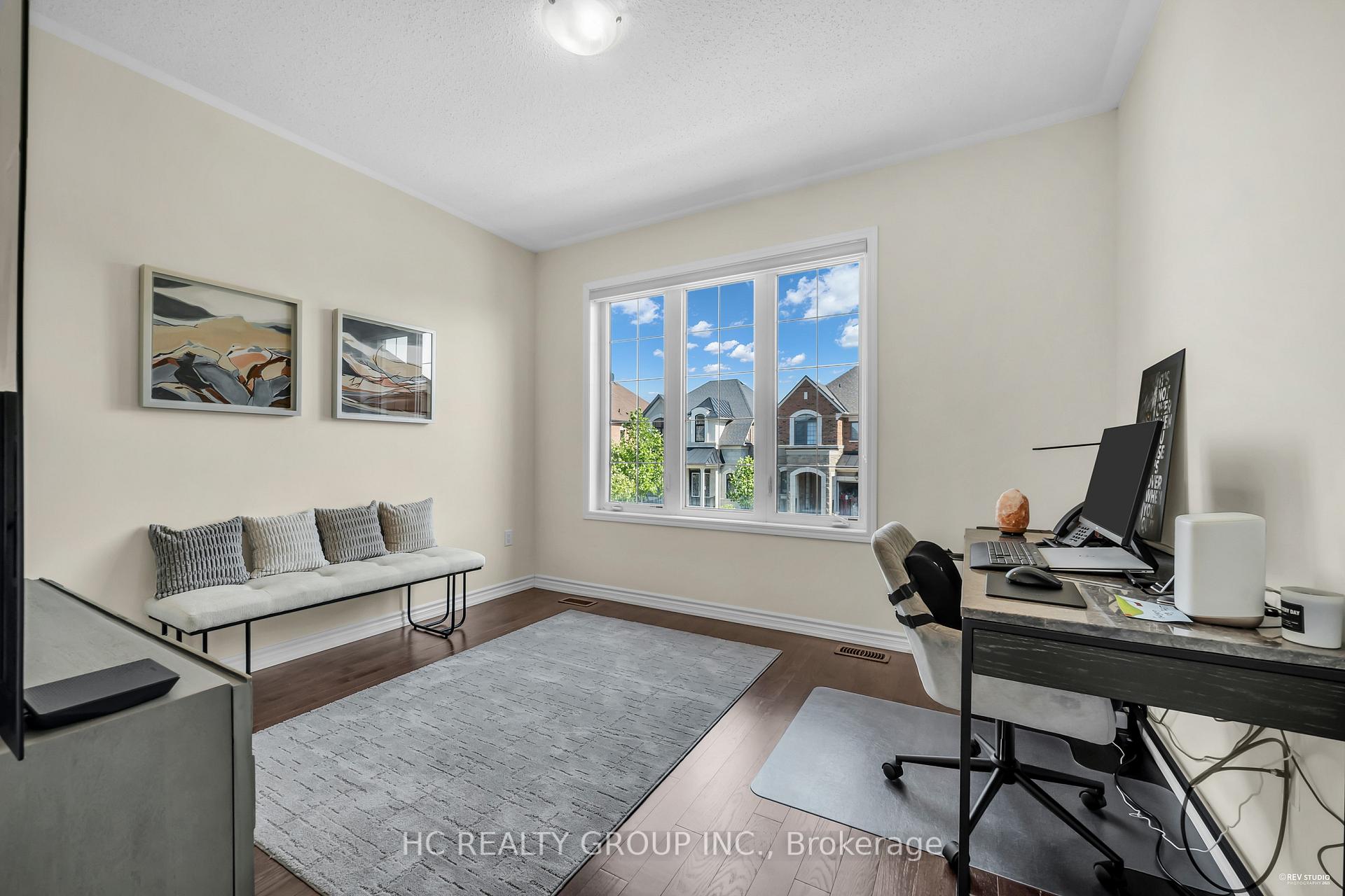 Photo 11 of 50 Faust Ridge, Vaughan, Kleinburg — HOMEH