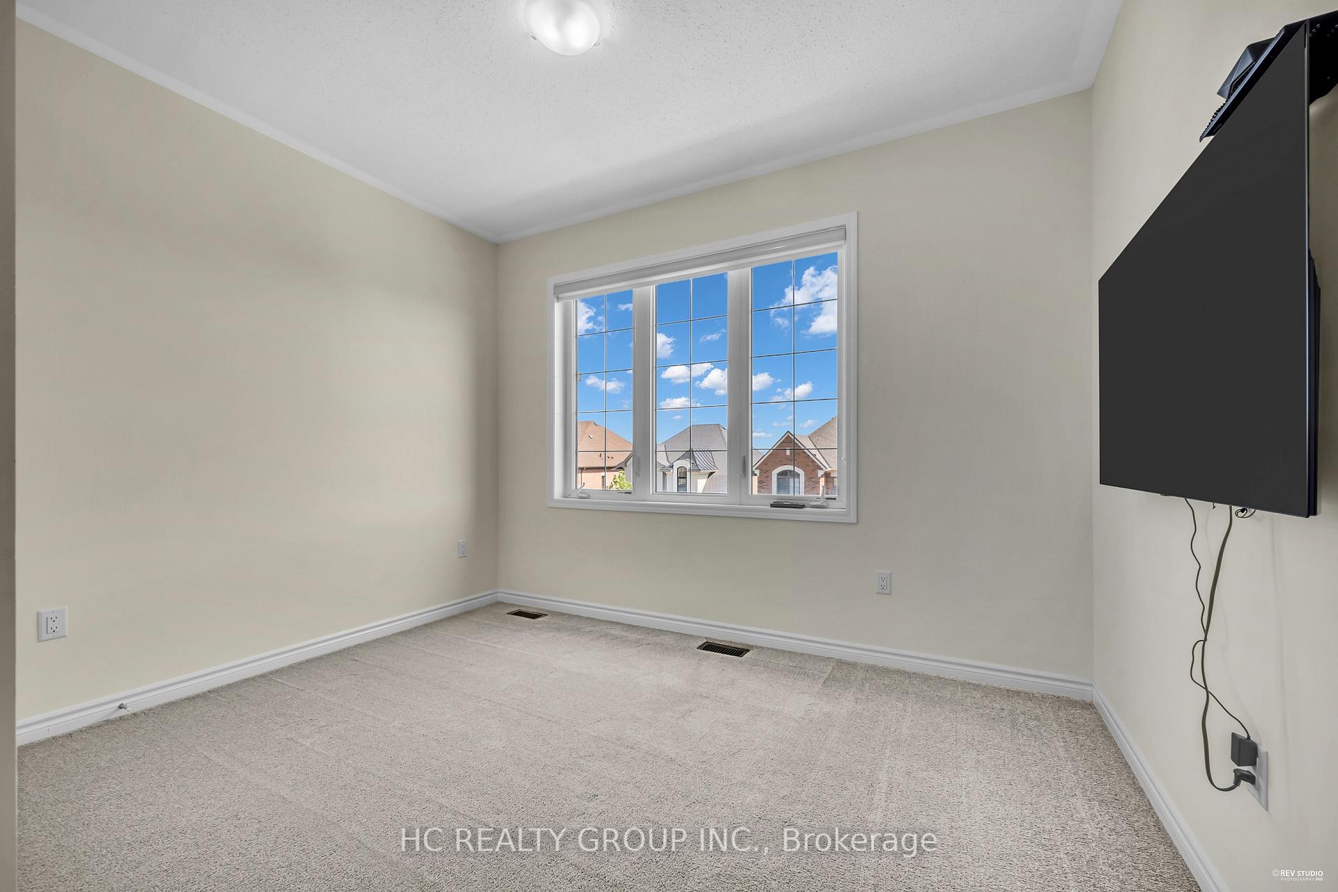 Photo 27 of 50 Faust Ridge, Vaughan, Kleinburg — HOMEH