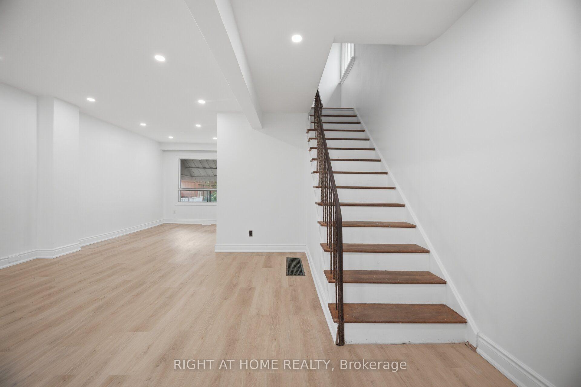 Photo 6 of 36 Rushley Drive, Scarborough, Bendale — HOMEH