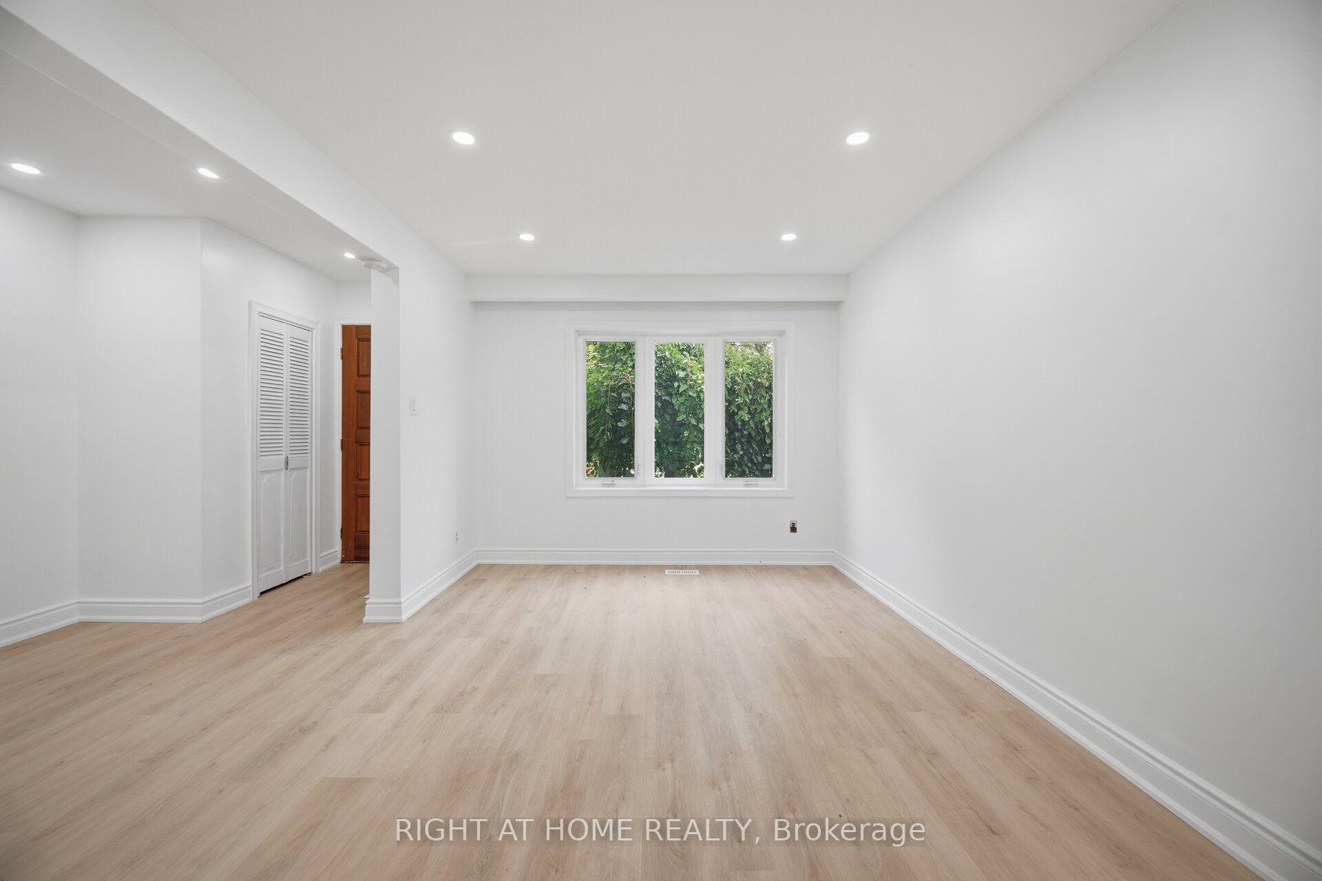 Photo 9 of 36 Rushley Drive, Scarborough, Bendale — HOMEH