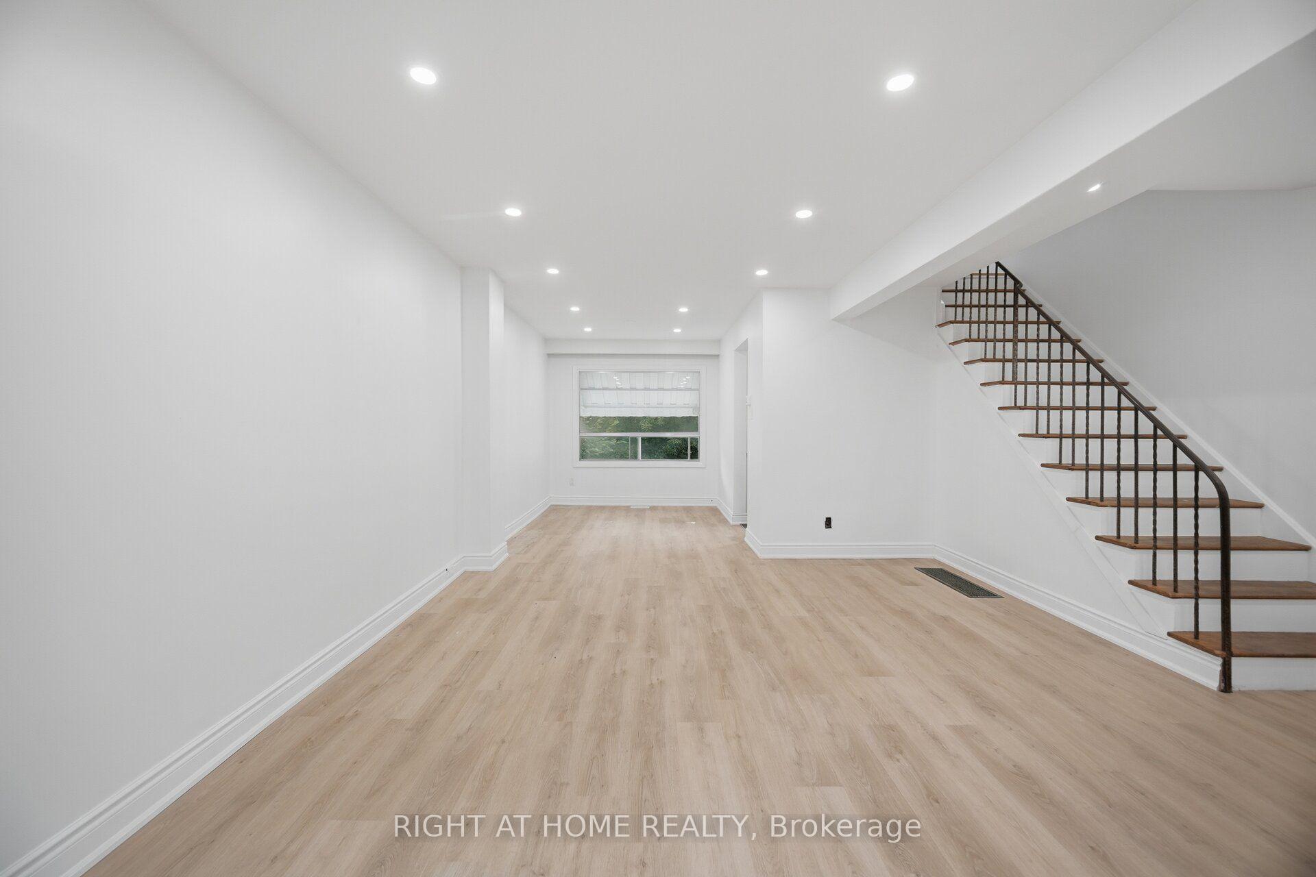 Photo 11 of 36 Rushley Drive, Scarborough, Bendale — HOMEH