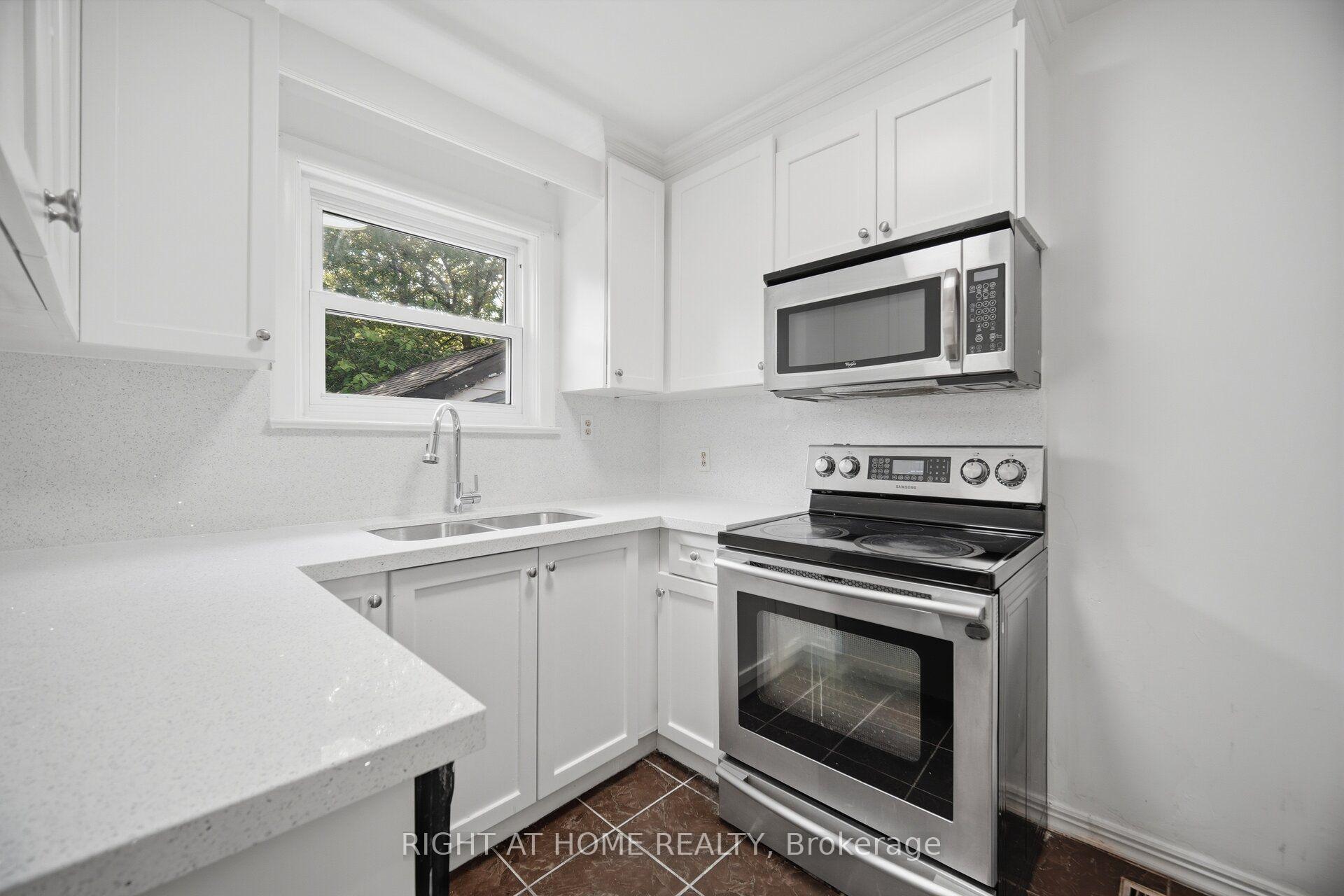 Photo 15 of 36 Rushley Drive, Scarborough, Bendale — HOMEH