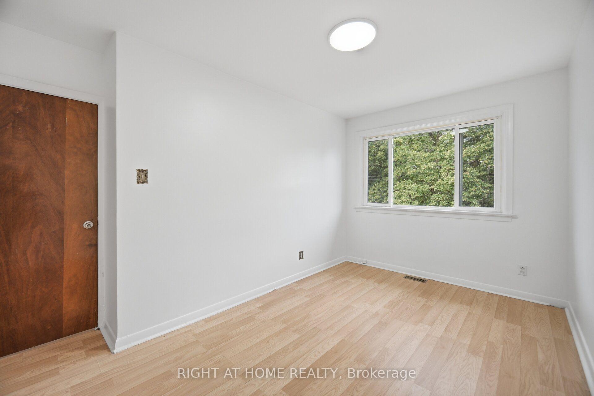 Photo 22 of 36 Rushley Drive, Scarborough, Bendale — HOMEH