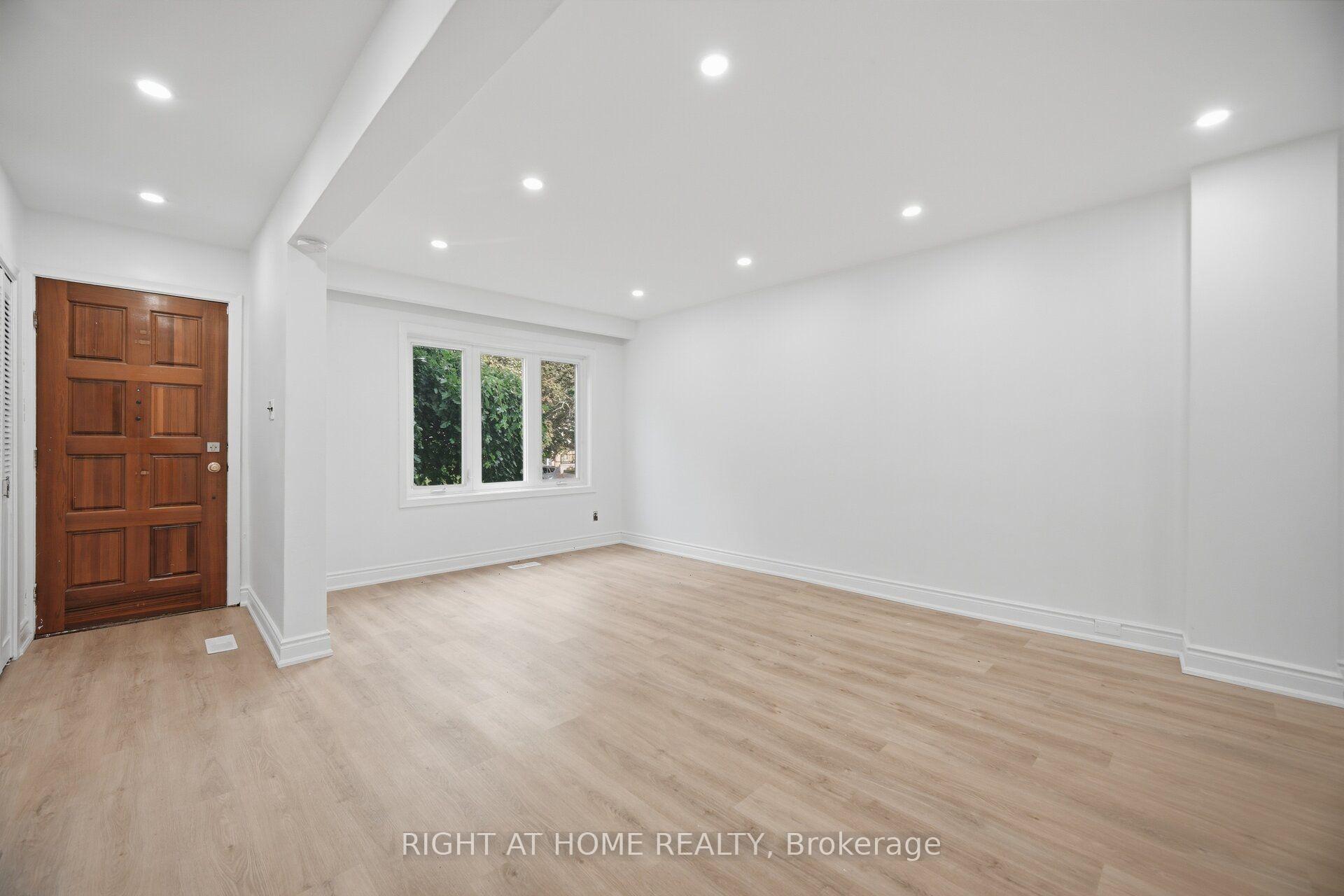 Photo 23 of 36 Rushley Drive, Scarborough, Bendale — HOMEH