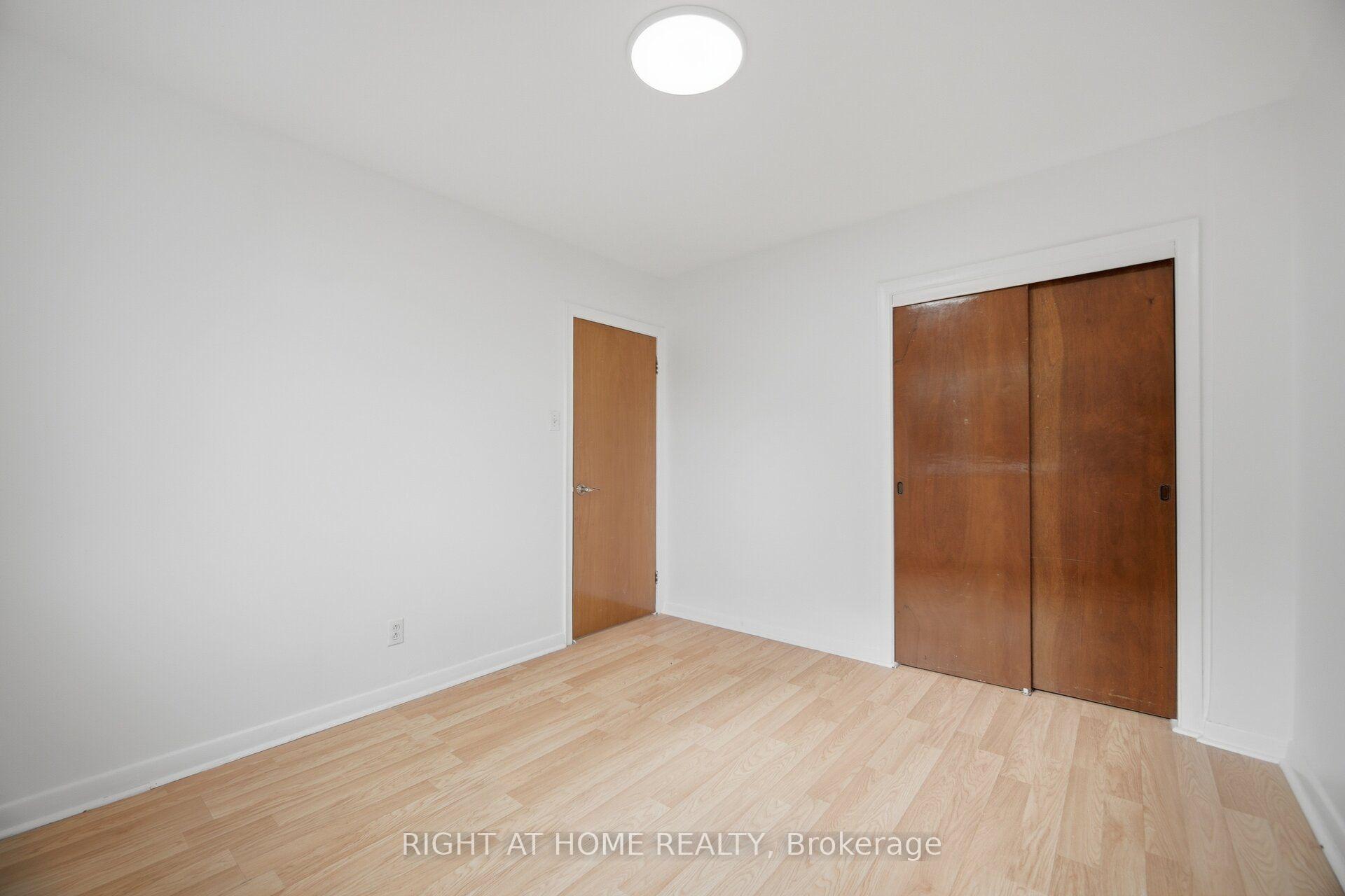 Photo 26 of 36 Rushley Drive, Scarborough, Bendale — HOMEH