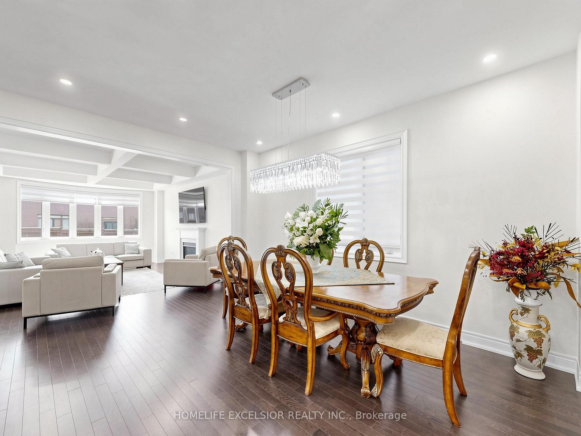 Photo 18 of 5 Manor Hampton Street, East Gwillimbury, Sharon — HOMEH