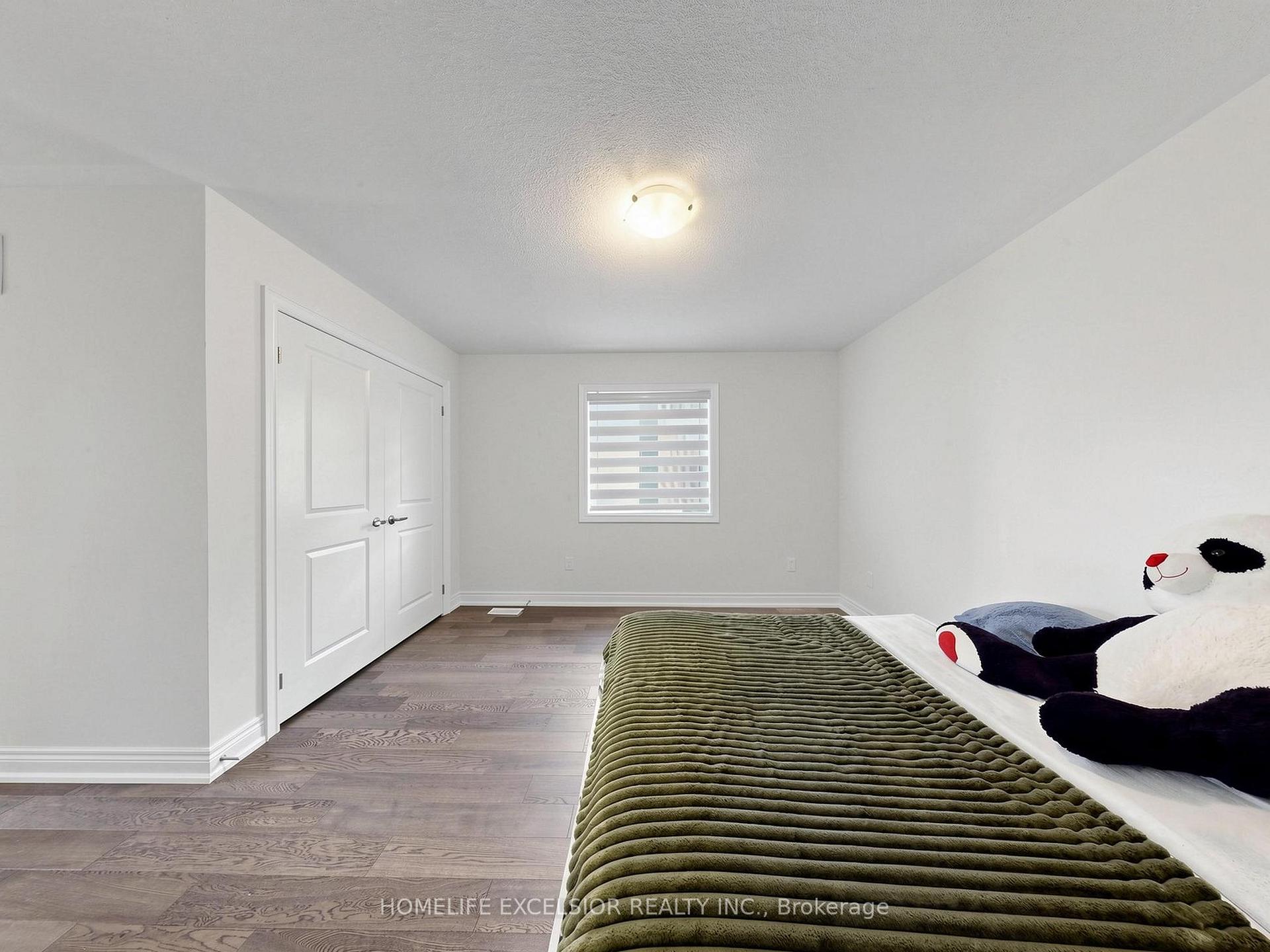 Photo 33 of 5 Manor Hampton Street, East Gwillimbury, Sharon — HOMEH