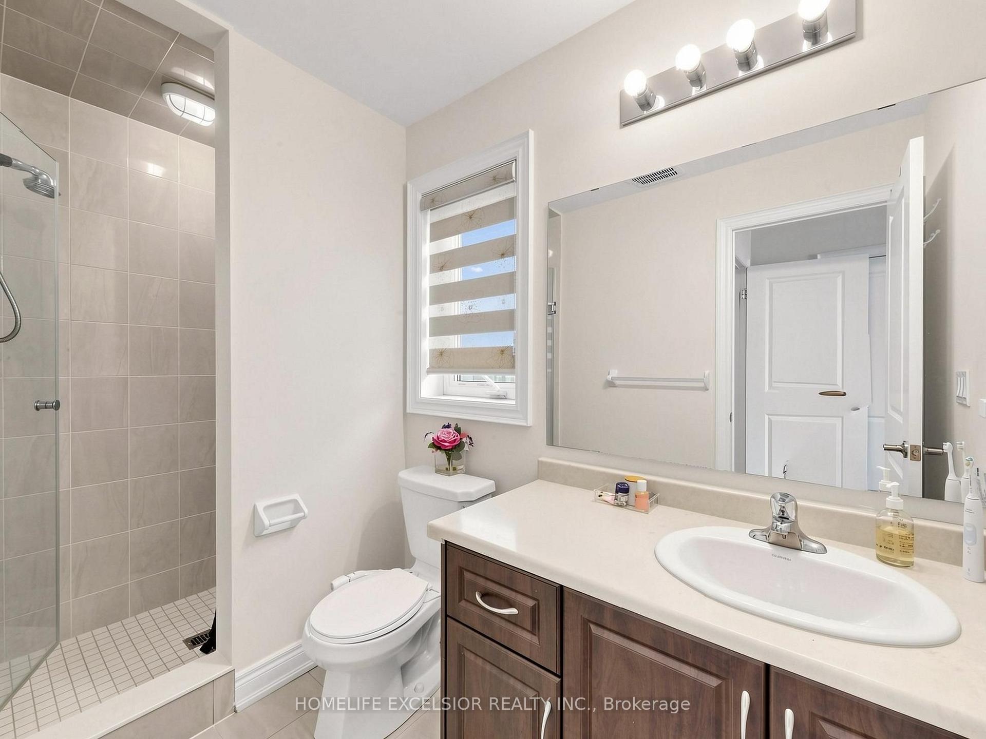 Photo 36 of 5 Manor Hampton Street, East Gwillimbury, Sharon — HOMEH