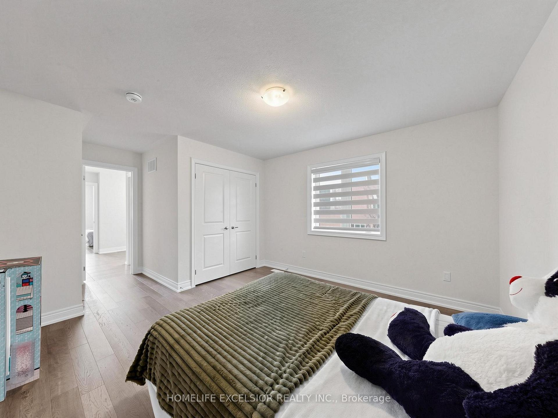 Photo 37 of 5 Manor Hampton Street, East Gwillimbury, Sharon — HOMEH