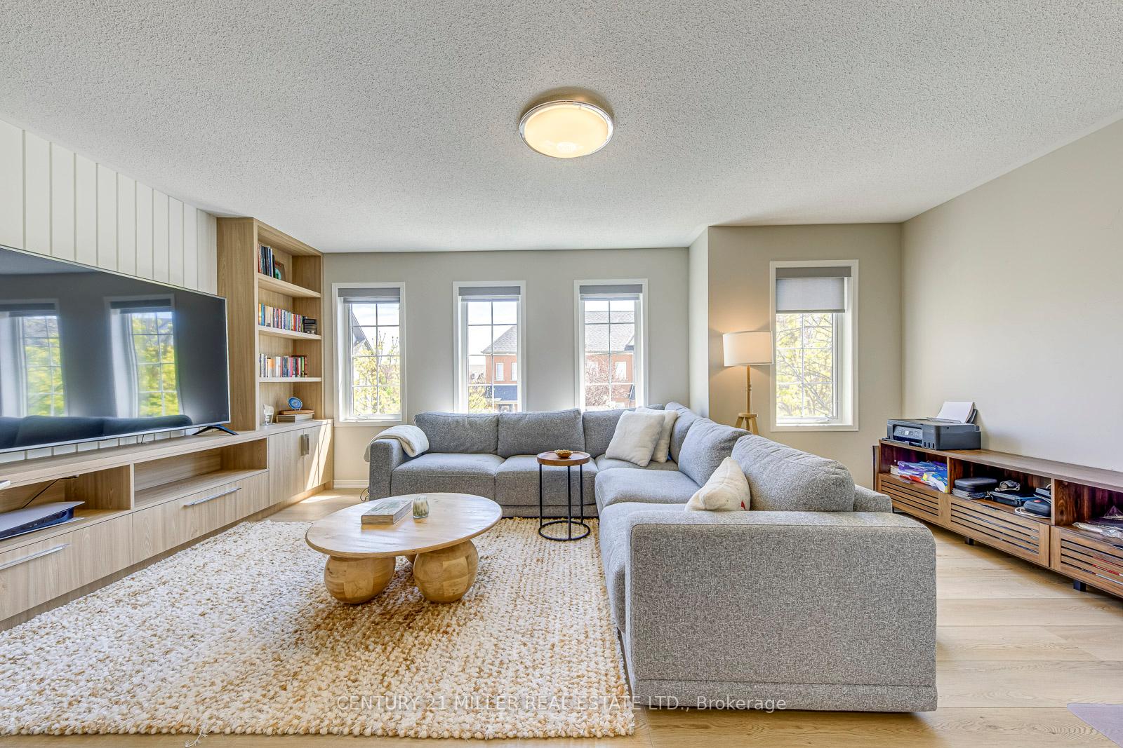Photo 22 of 215 Roxton Road, Oakville, River Oaks — HOMEH