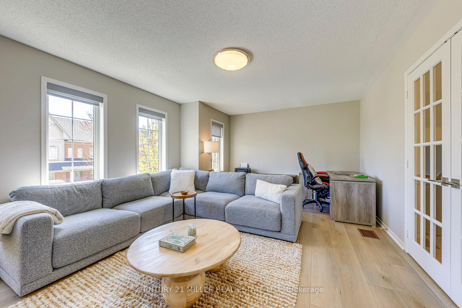 Photo 25 of 215 Roxton Road, Oakville, River Oaks — HOMEH