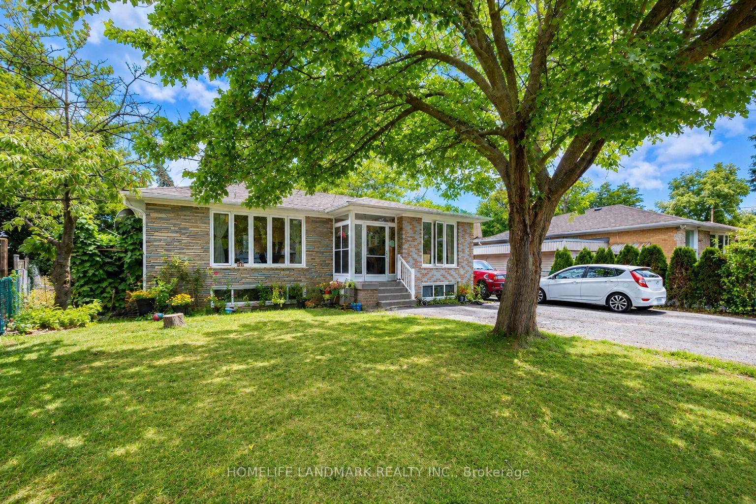 Photo 1 of 34 Gentry Crescent, Richmond Hill, Crosby — HOMEH