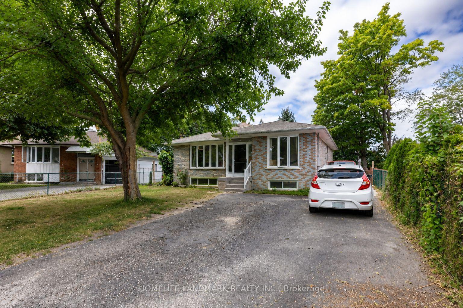 Photo 11 of 34 Gentry Crescent, Richmond Hill, Crosby — HOMEH