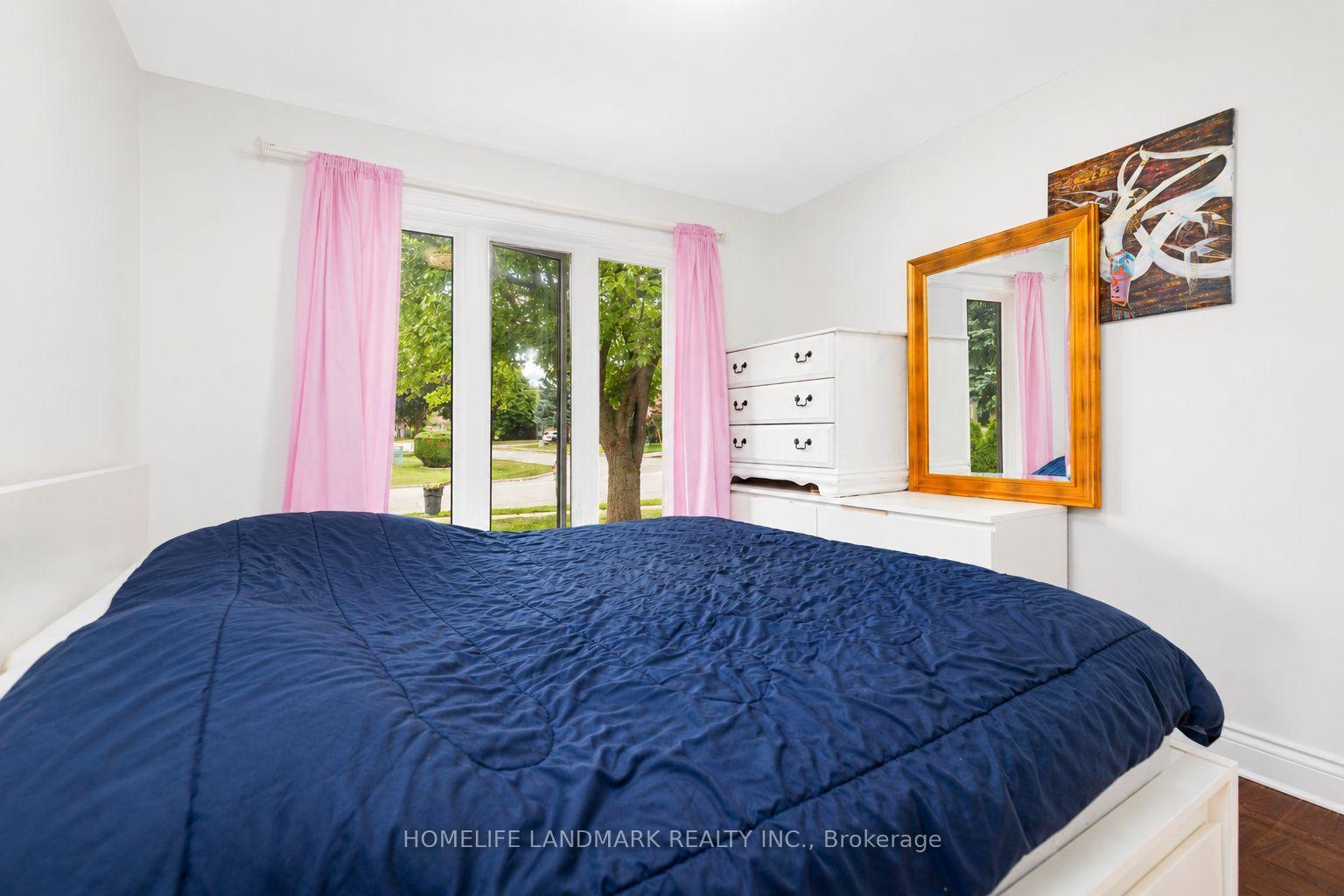 Photo 34 of 34 Gentry Crescent, Richmond Hill, Crosby — HOMEH