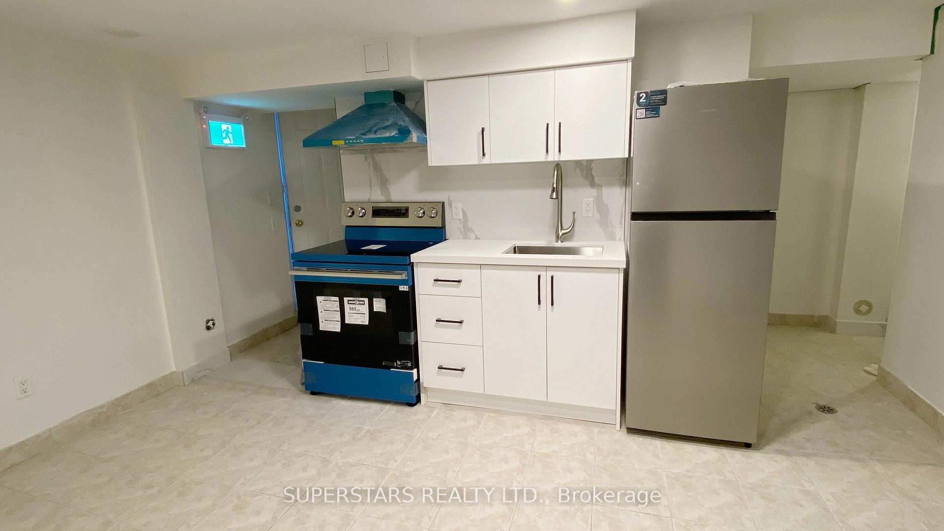 Photo 1 of Unit 1, 122 Huron Street, Toronto, Kensington-Chinatown — HOMEH